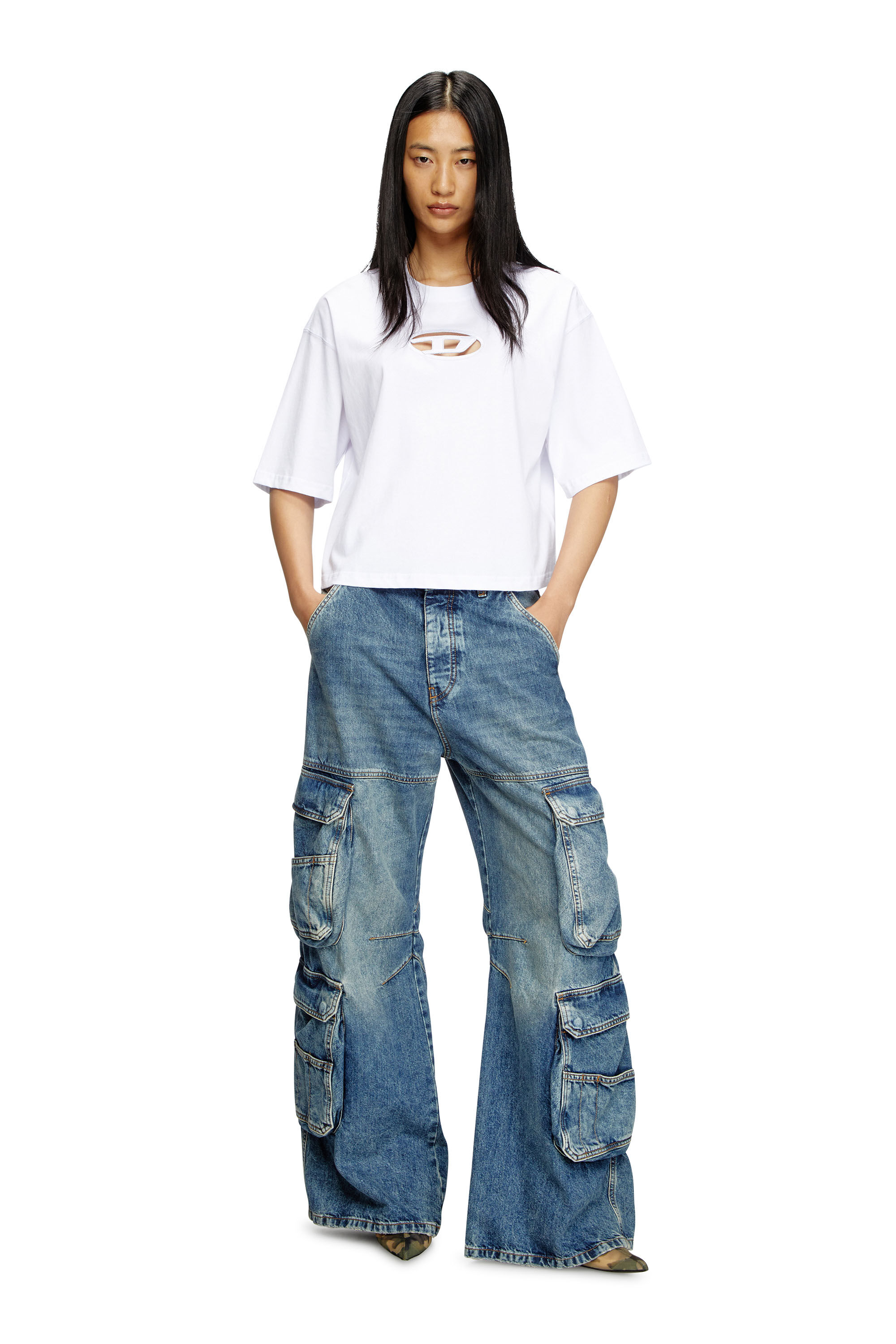 Diesel - T-ROWY-OD, Damen Kastiges T-Shirt mit D-Stickerei in Weiß - 1