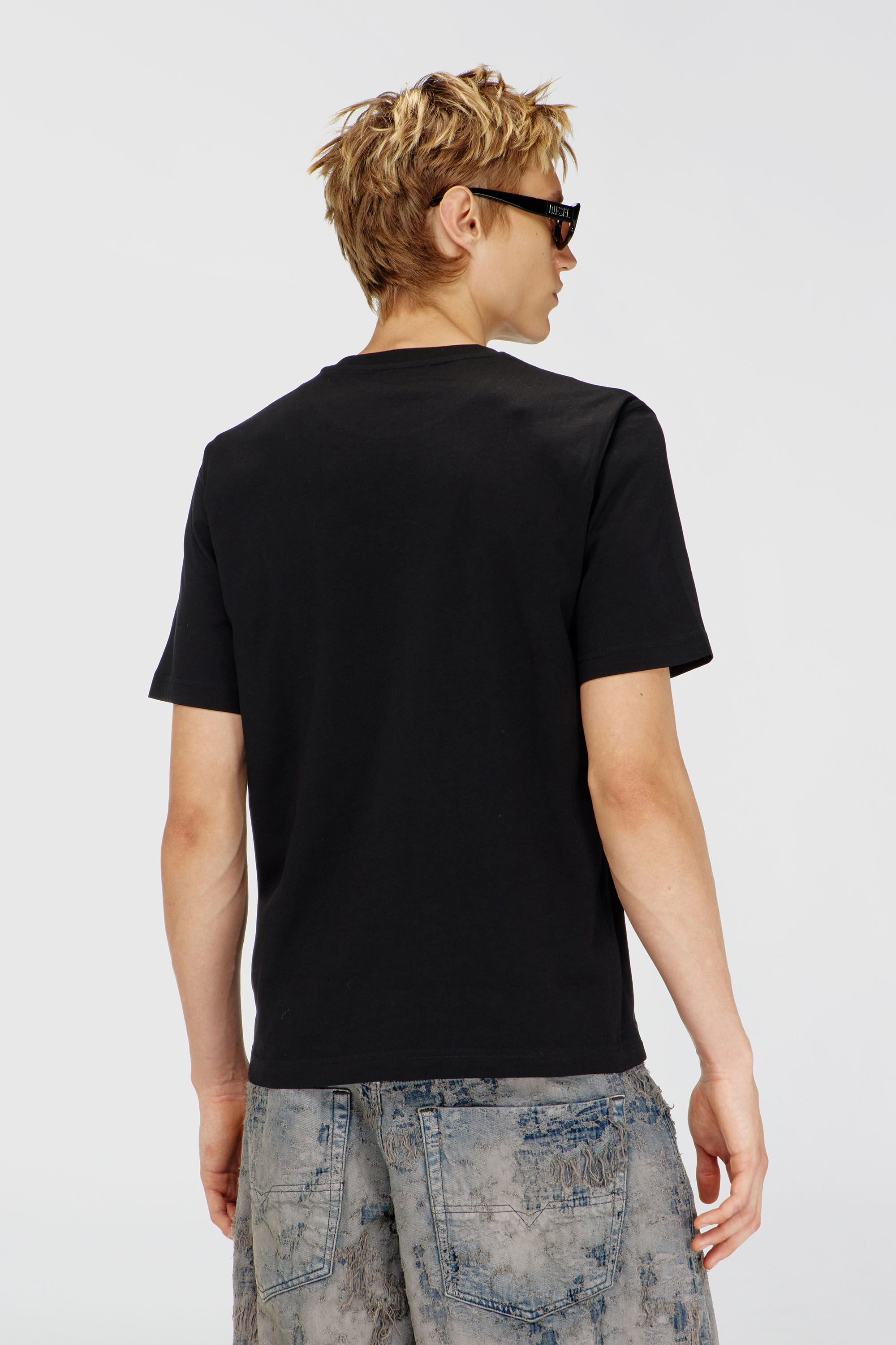 Diesel - T-JUST-FENIX-T92, Herren T-Shirt aus Baumwolle mit Grafikprint in Schwarz - 4