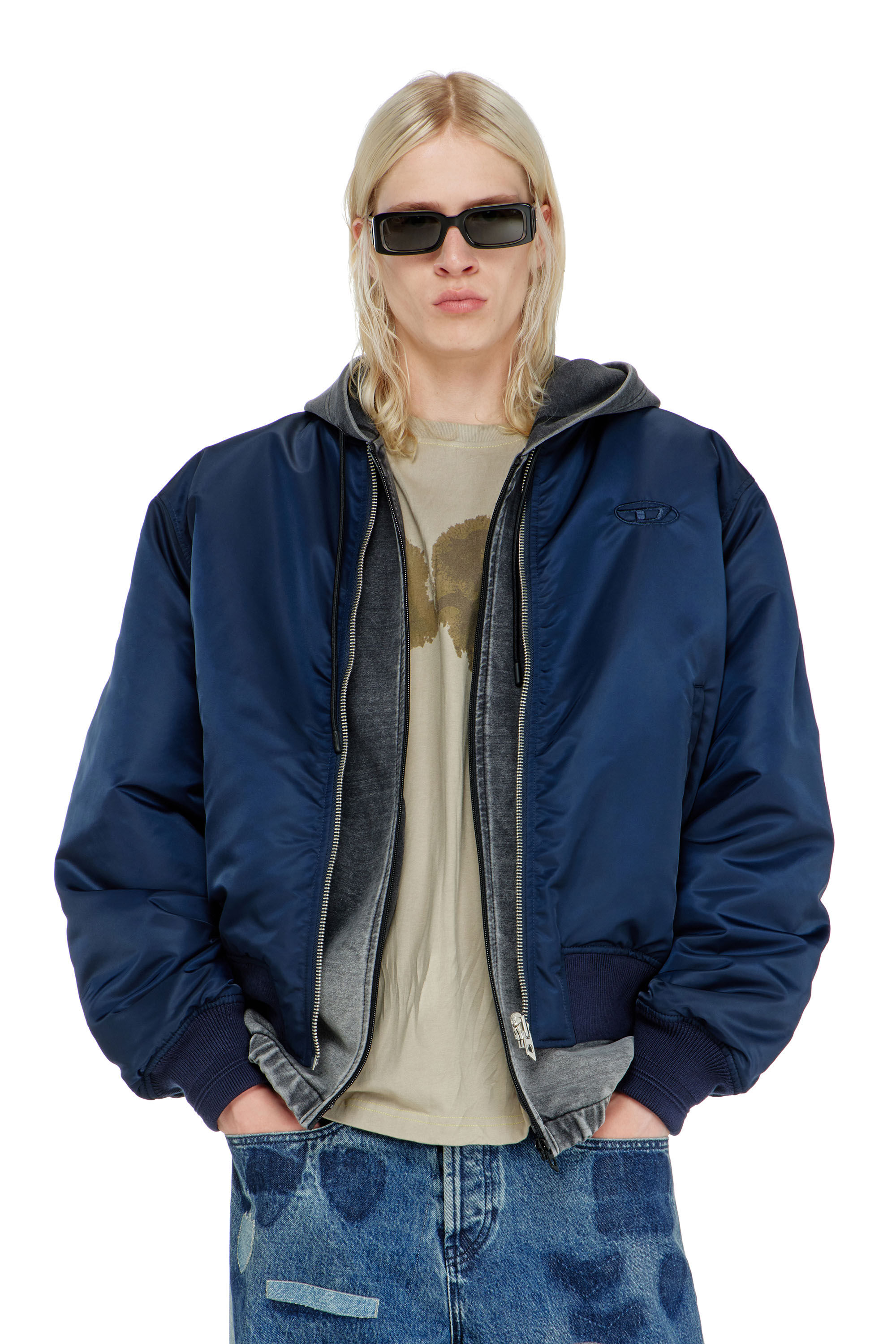 Diesel - W-TYPE-D1, Herren Gesteppte Bomberjacke mit Oval-D-Stickerei in Marineblau - 3