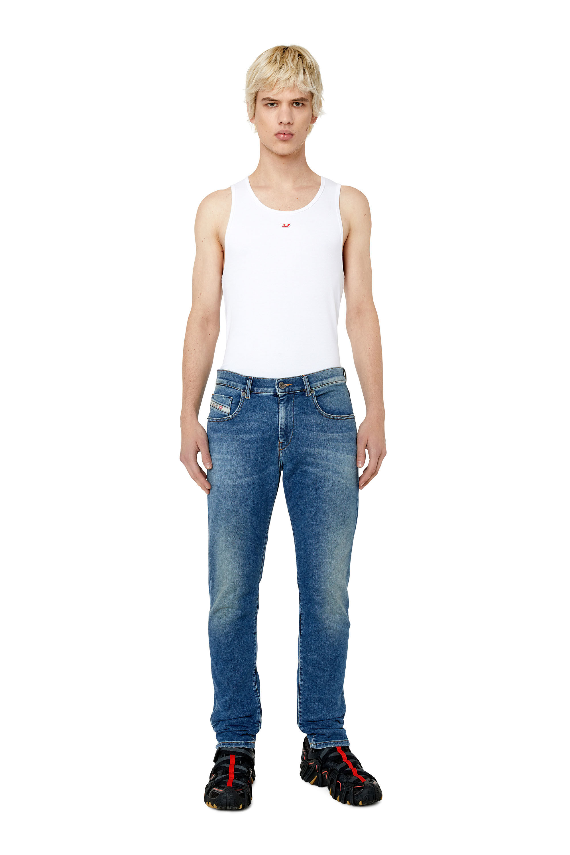 Diesel - D-Strukt JoggJeans® 068CX Slim, Mittelblau - Image 1