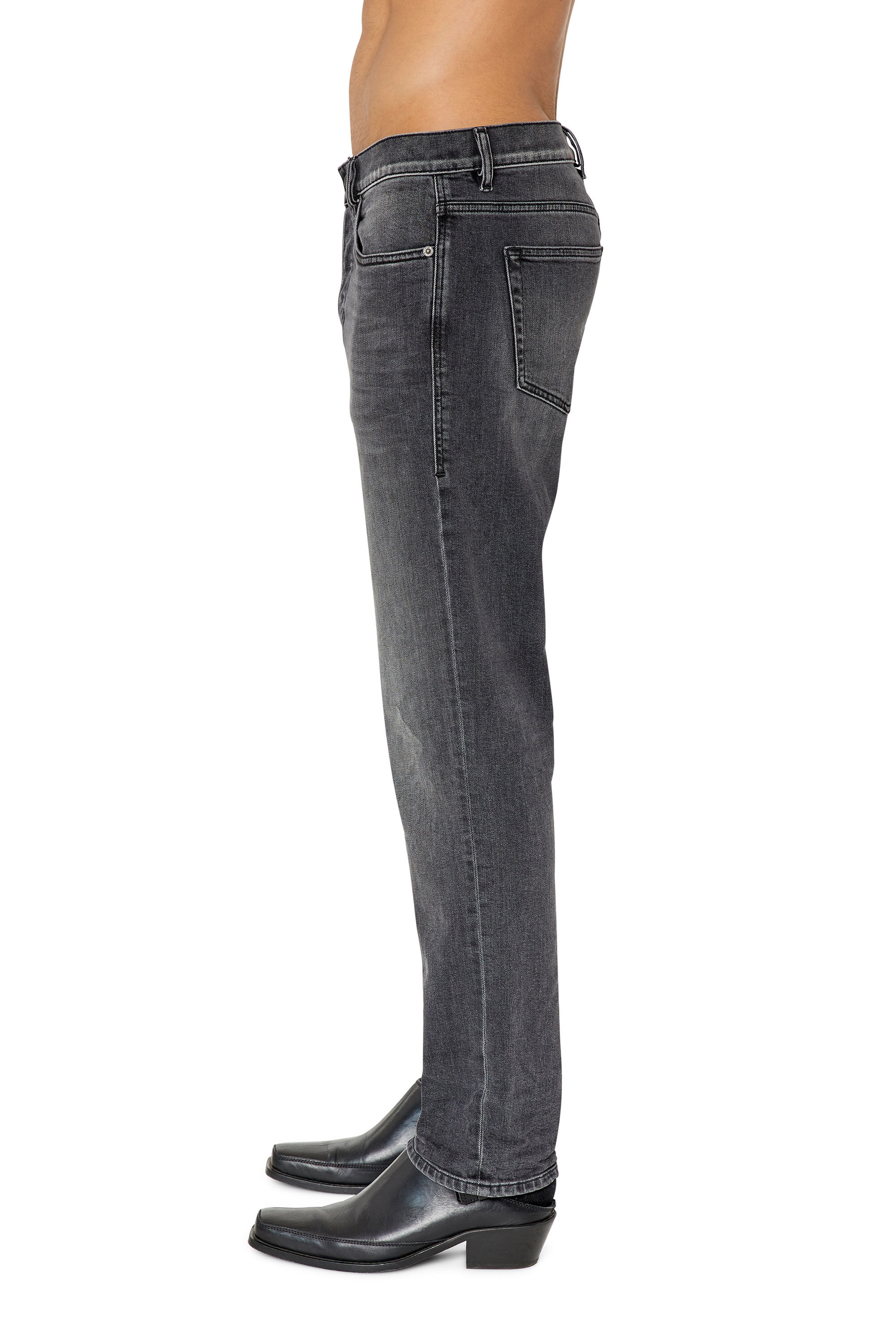 Diesel - Straight Jeans 2020 D-Viker 09E94, Schwarz/Dunkelgrau - Image 5