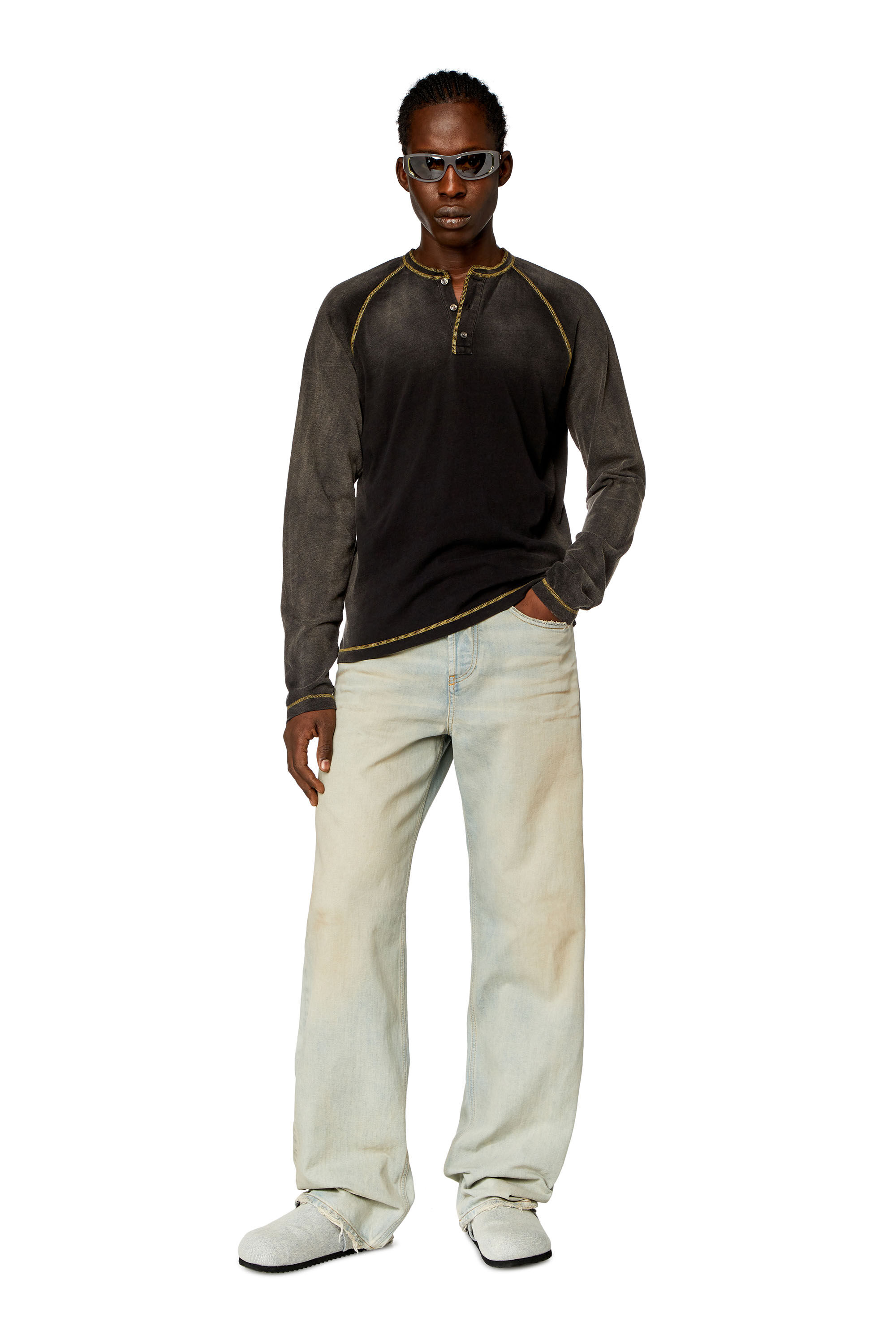 Diesel - T-RISY, Herren Henley-T-Shirt in sonnengebleichter Optik in Schwarz - 1