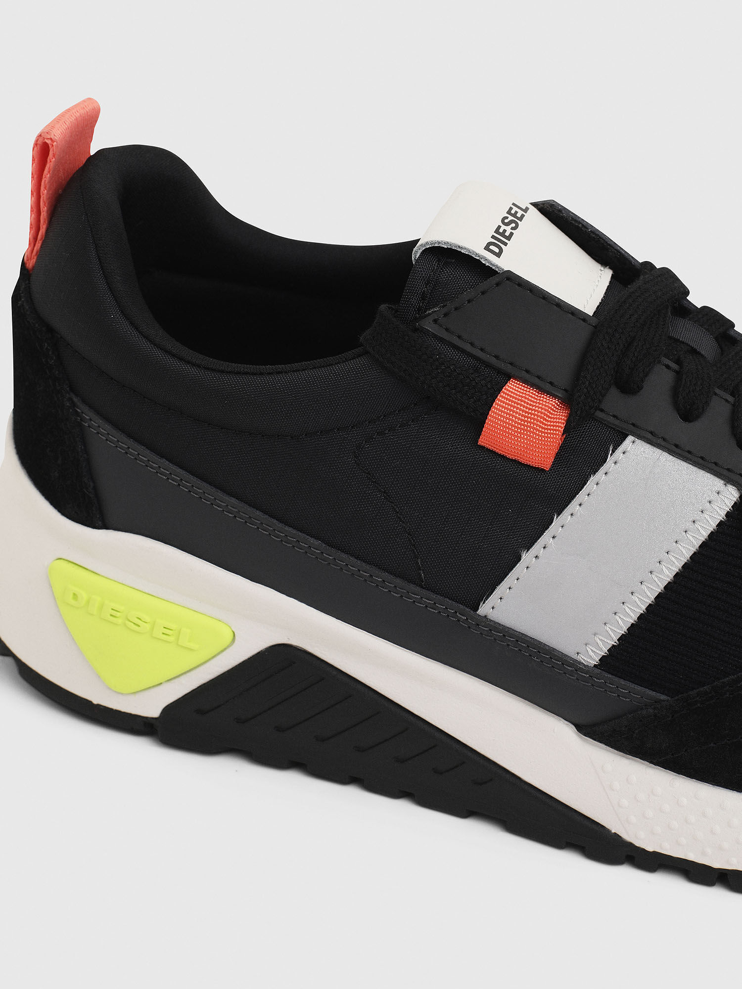 Diesel - S-KB LOW RUN, Herren Sneaker aus Ripstop-Nylon und Wildleder in Schwarz - 4