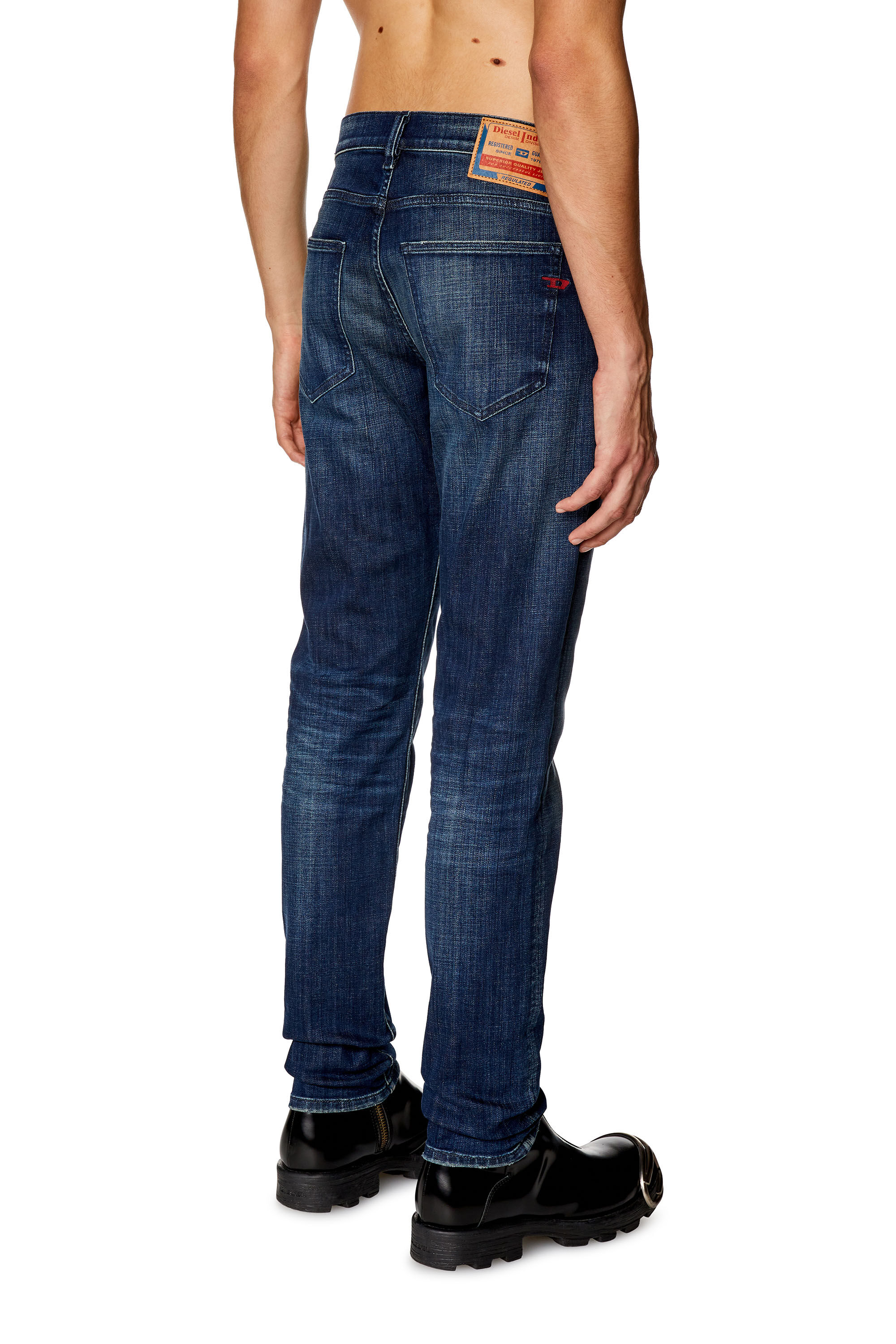 Diesel - Slim Jeans 2019 D-Strukt 09H35, Dunkelblau - Image 4