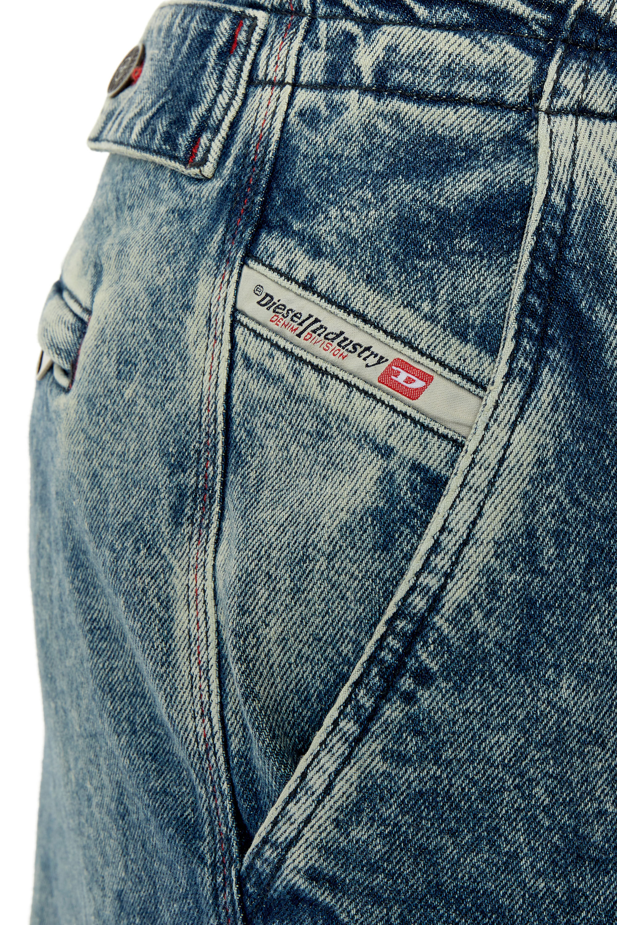 Diesel - D-Fish 0EMAN Straight Jeans, Mittelblau - Image 5