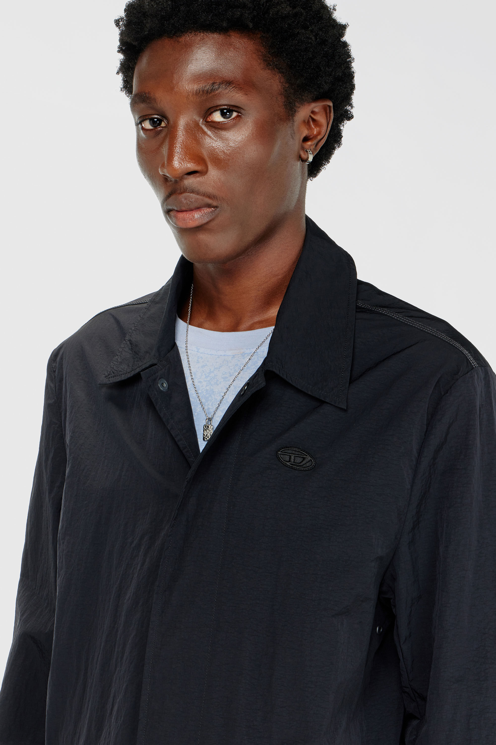 Diesel - J-BURHAT, Herren Nylonmantel mit gl&auml;nzendem Crinkle-Finish in Schwarz - 5
