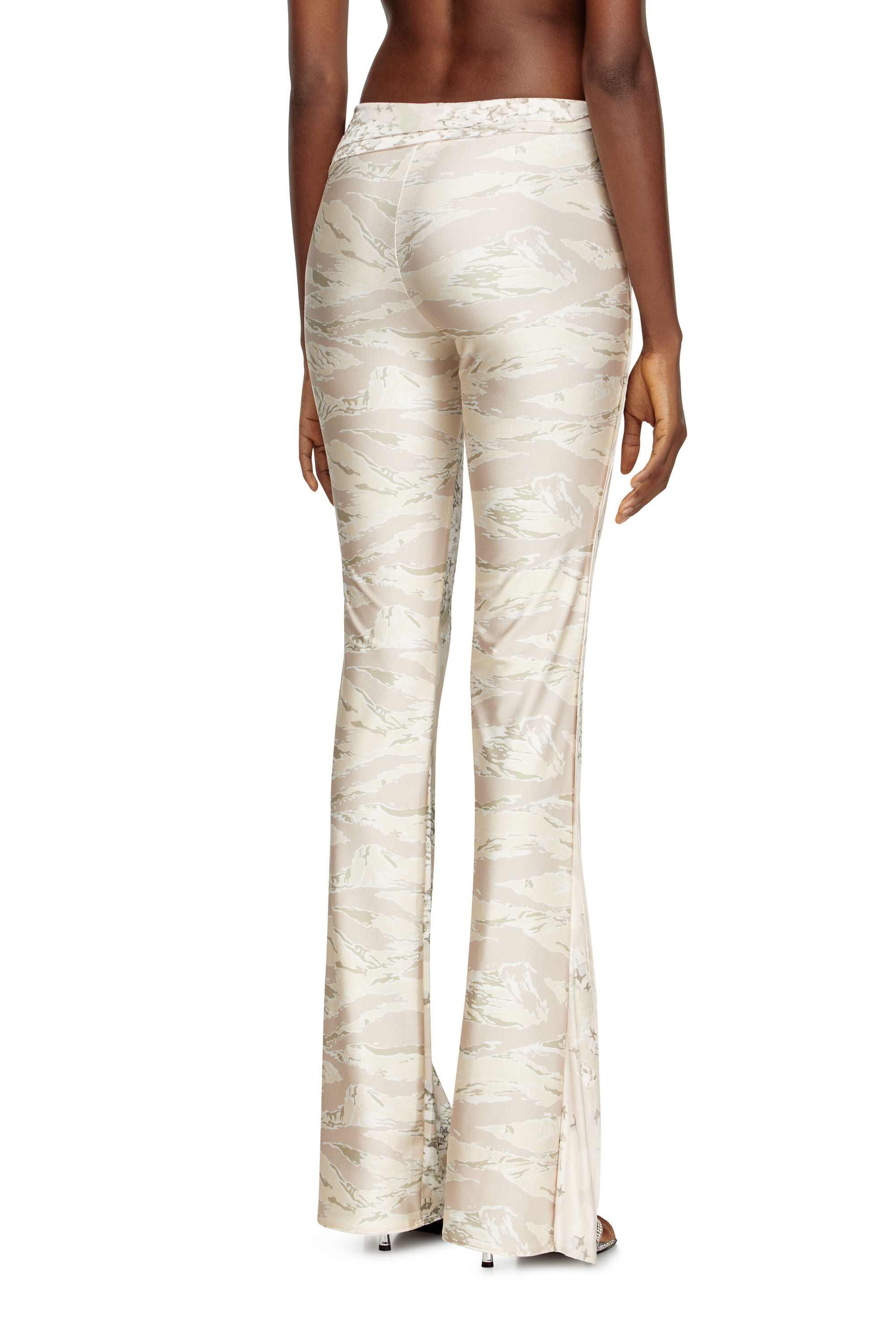 Diesel - P-AFFAL, Damen Jazz-Hose mit gemischten Camo-Prints in Beige - 4