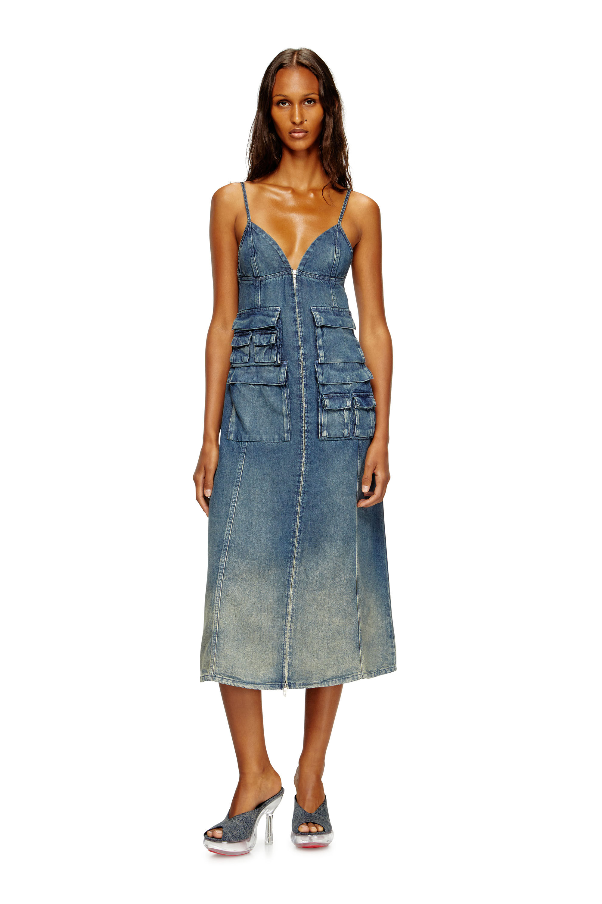 Diesel - DE-MELVI-S, Damen Kleid aus fließendem Denim mit vielgetragenem Laser-Effekt in Mittelblau - 3