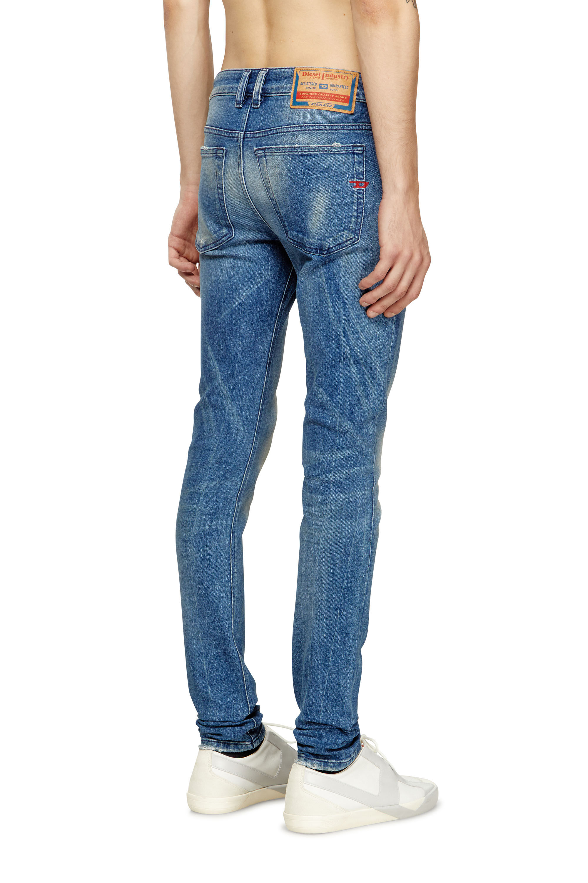Diesel - Herren Skinny Jeans 1979 Sleenker 0DBDR, Mittelblau - 4