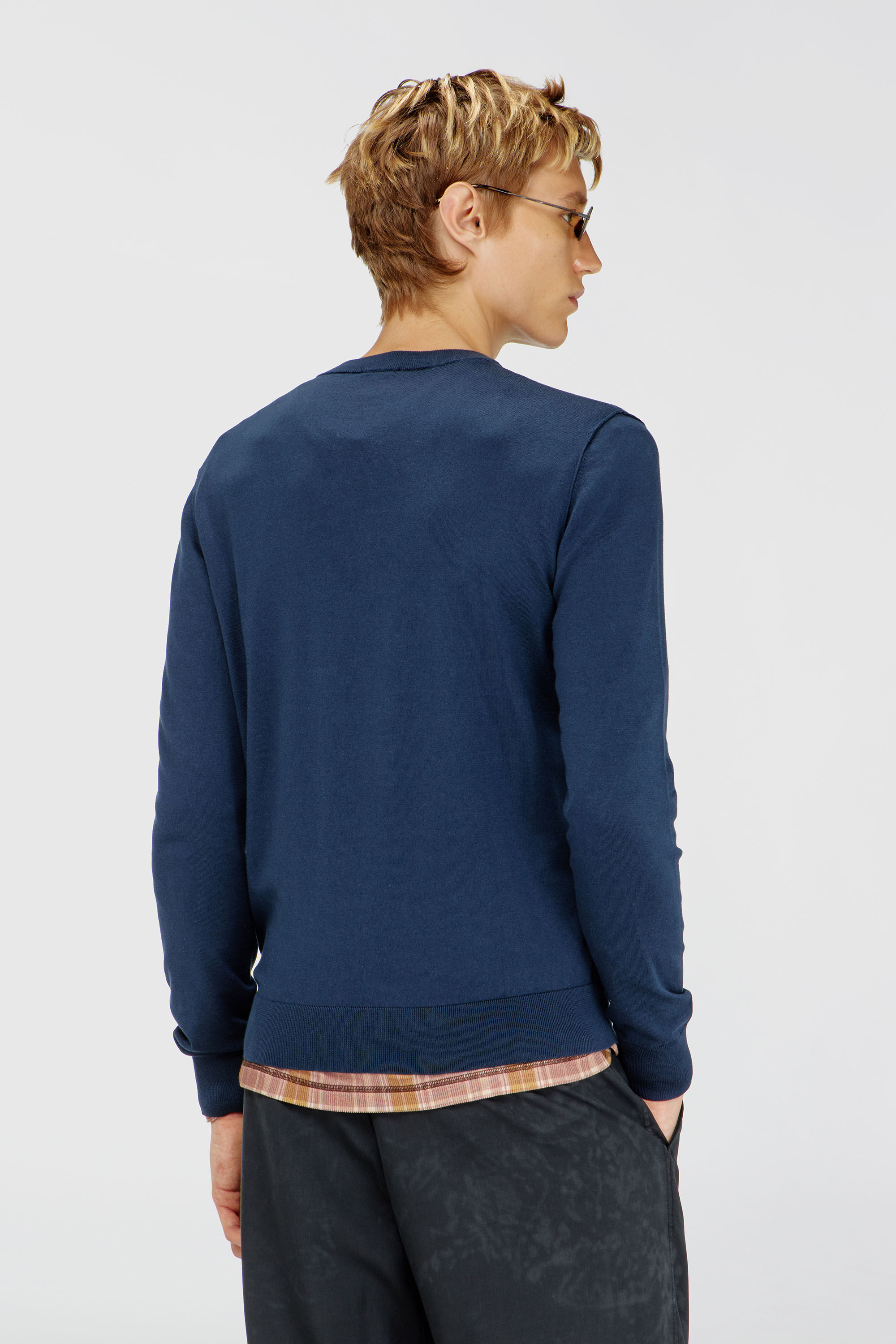 Diesel - K-FREEX-TAG-T92, Herren Strickware aus Baumwolle mit tonalem Logo in Blau - 4