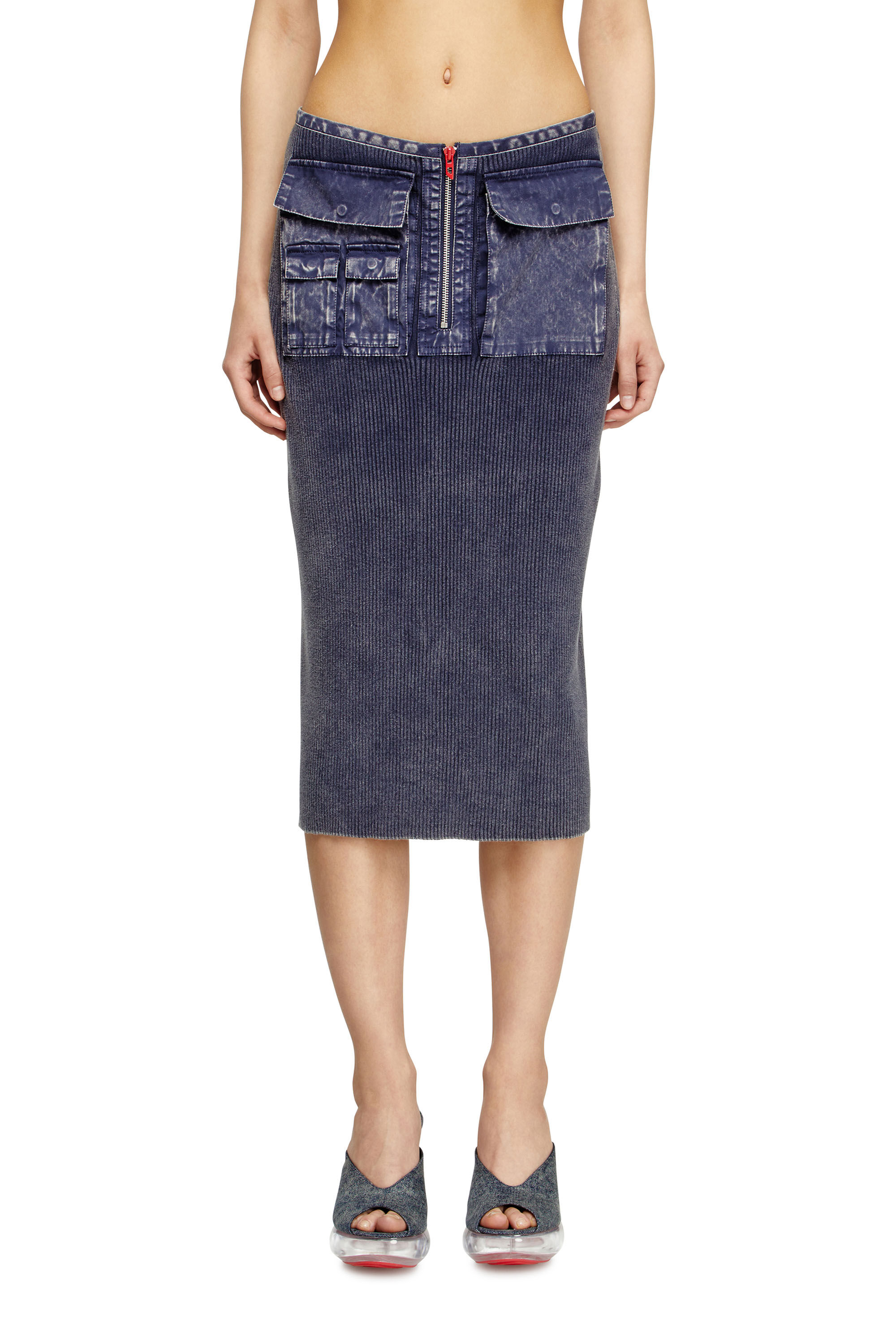 Diesel - M-MERYN, Damen Midirock aus Strick mit Cargotaschen aus Denim in null - 3
