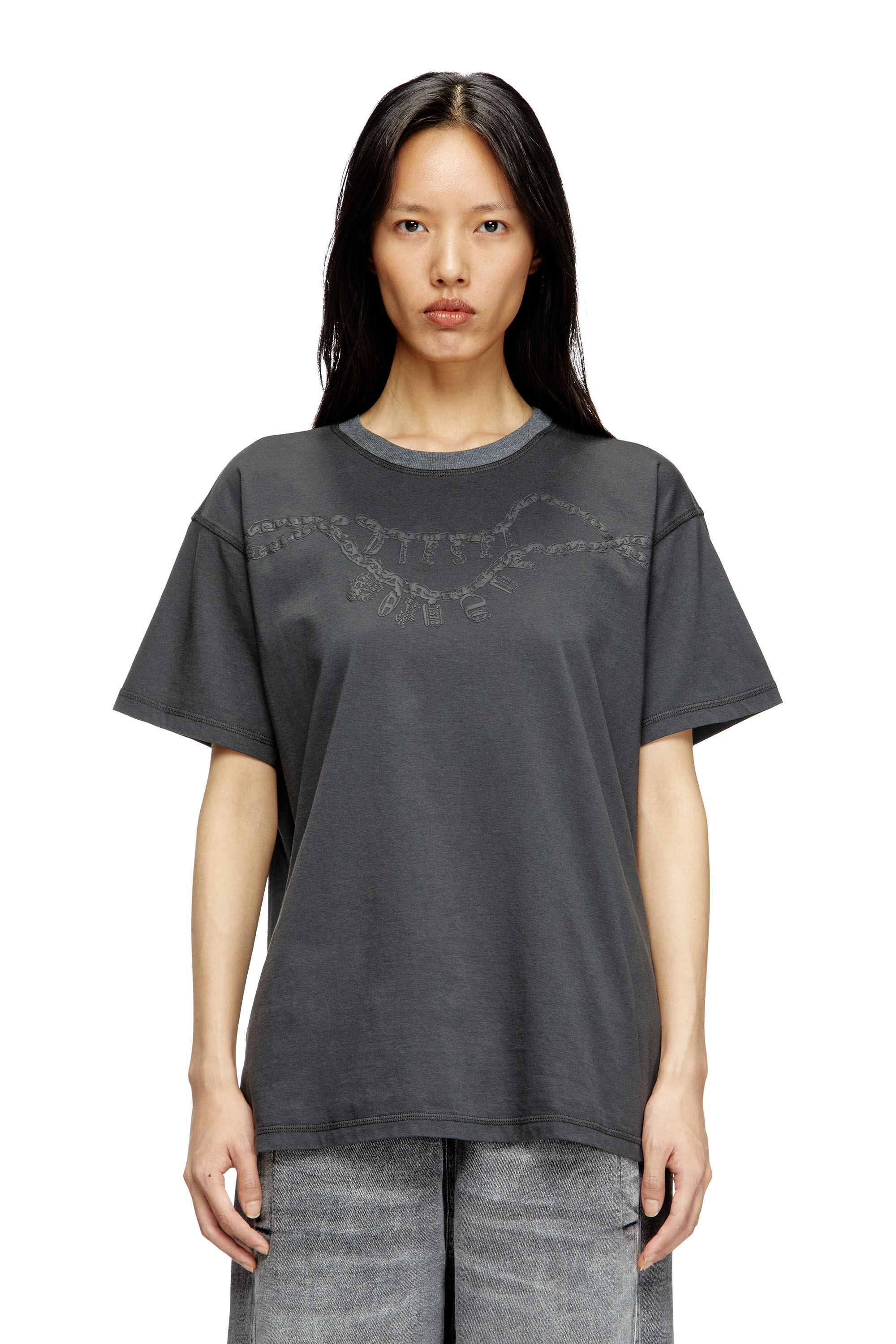 Diesel - T-NORM-HOSHI, Unisex T-Shirt mit Anhänger-Halskette-Print in Dunkelgrau - 5