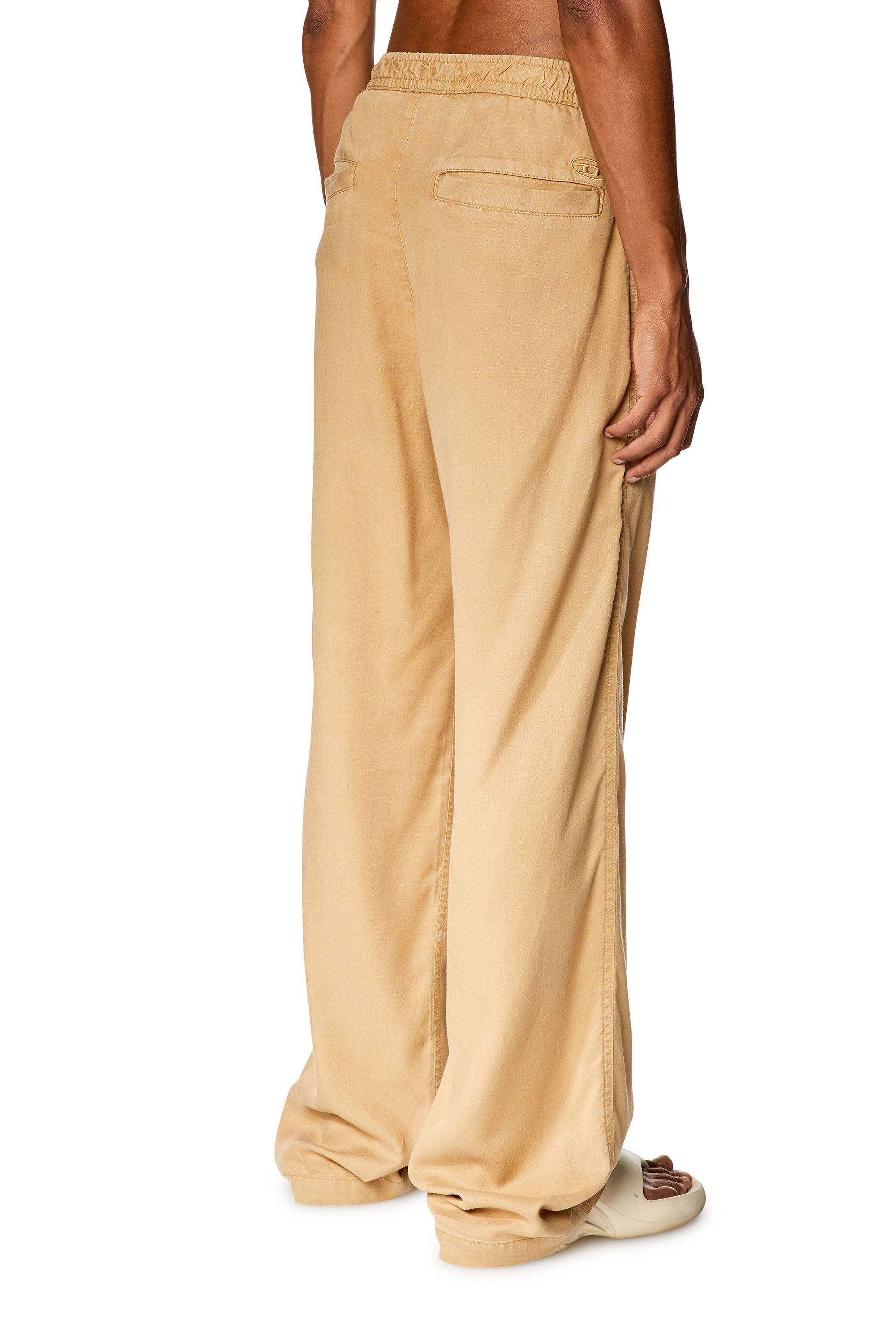 Diesel - P-GOLD-SPORT, Herren Hose aus fließendem Twill in Beige - 4