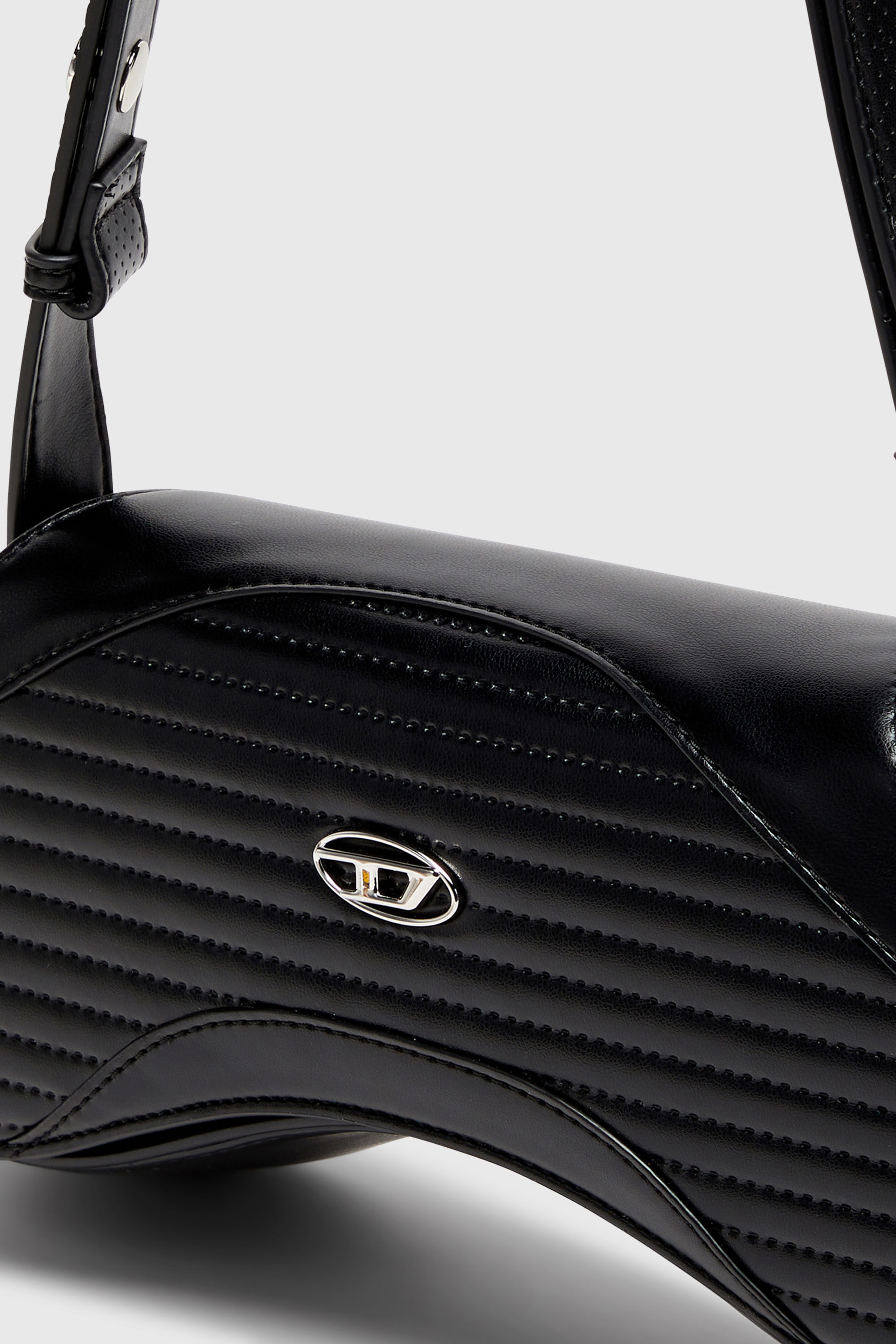 Diesel - PLAY CROSSBODY, Damen Play - Umh&auml;ngetasche aus gestepptem, perforiertem PU in Schwarz - 5