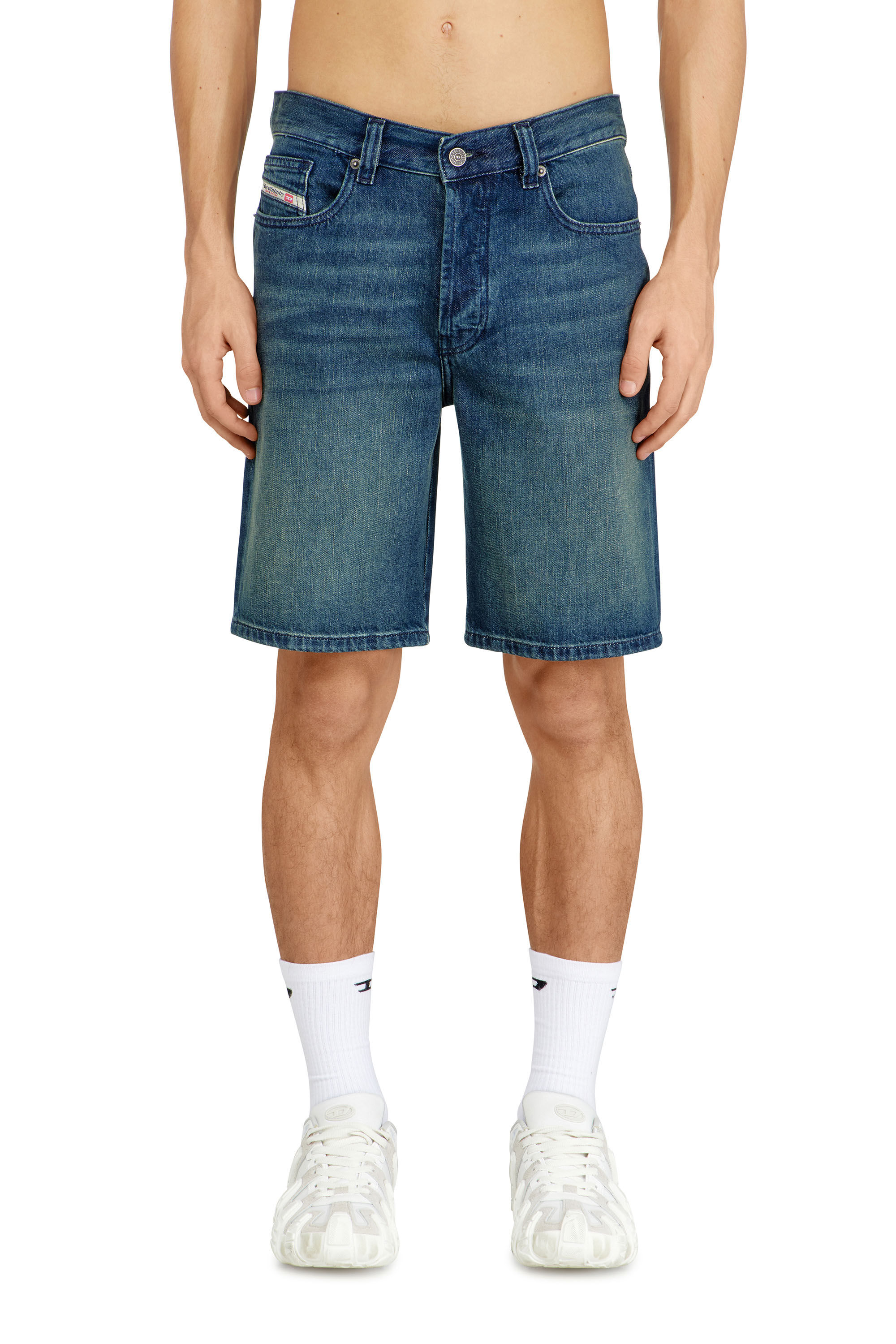 Diesel - REGULAR-SHORT, Herren Denim-Shorts mit schlichtem Aussehen in Blau - 3