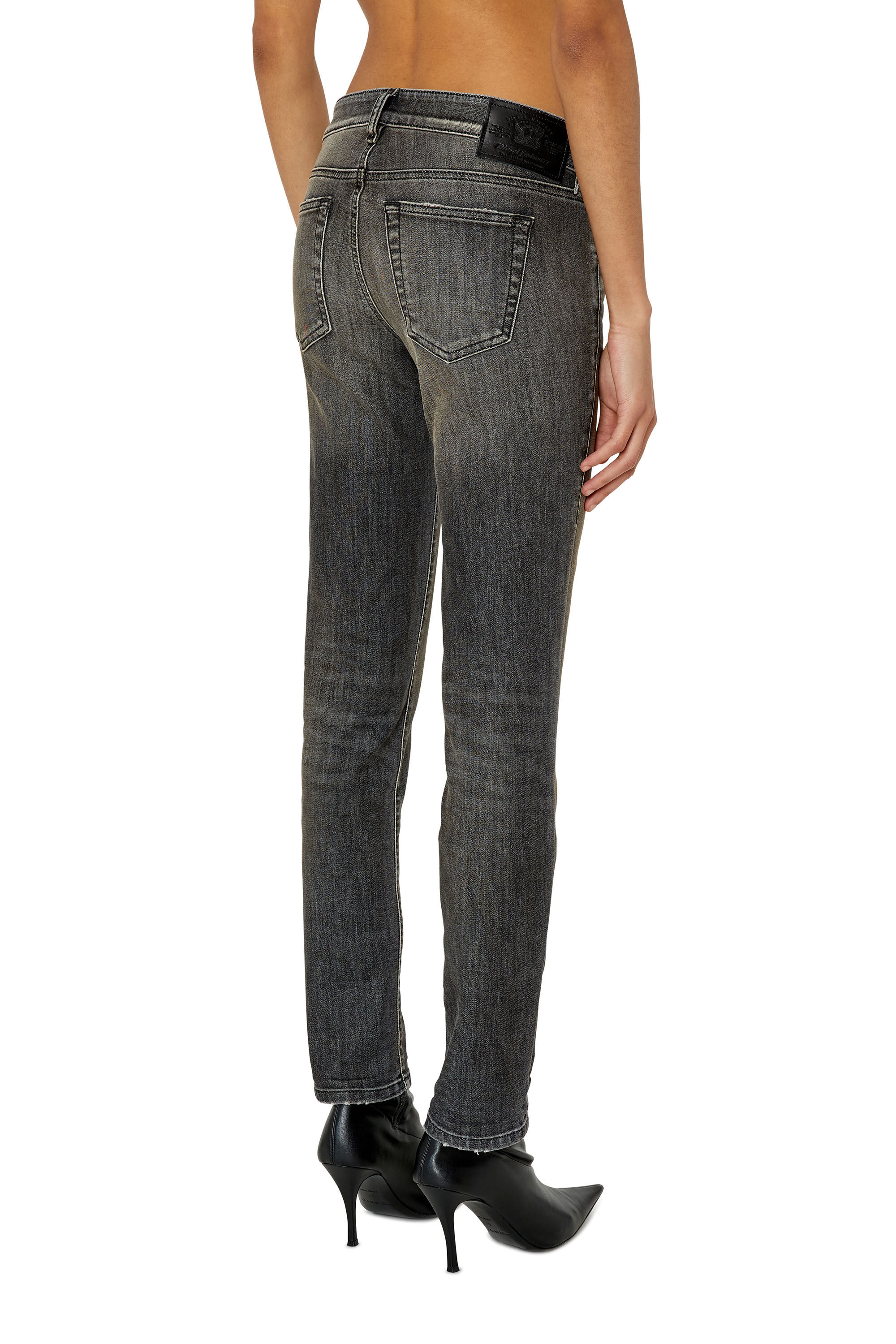 Diesel - D-Ollies JoggJeans® 09F01 Slim, Schwarz/Dunkelgrau - Image 4