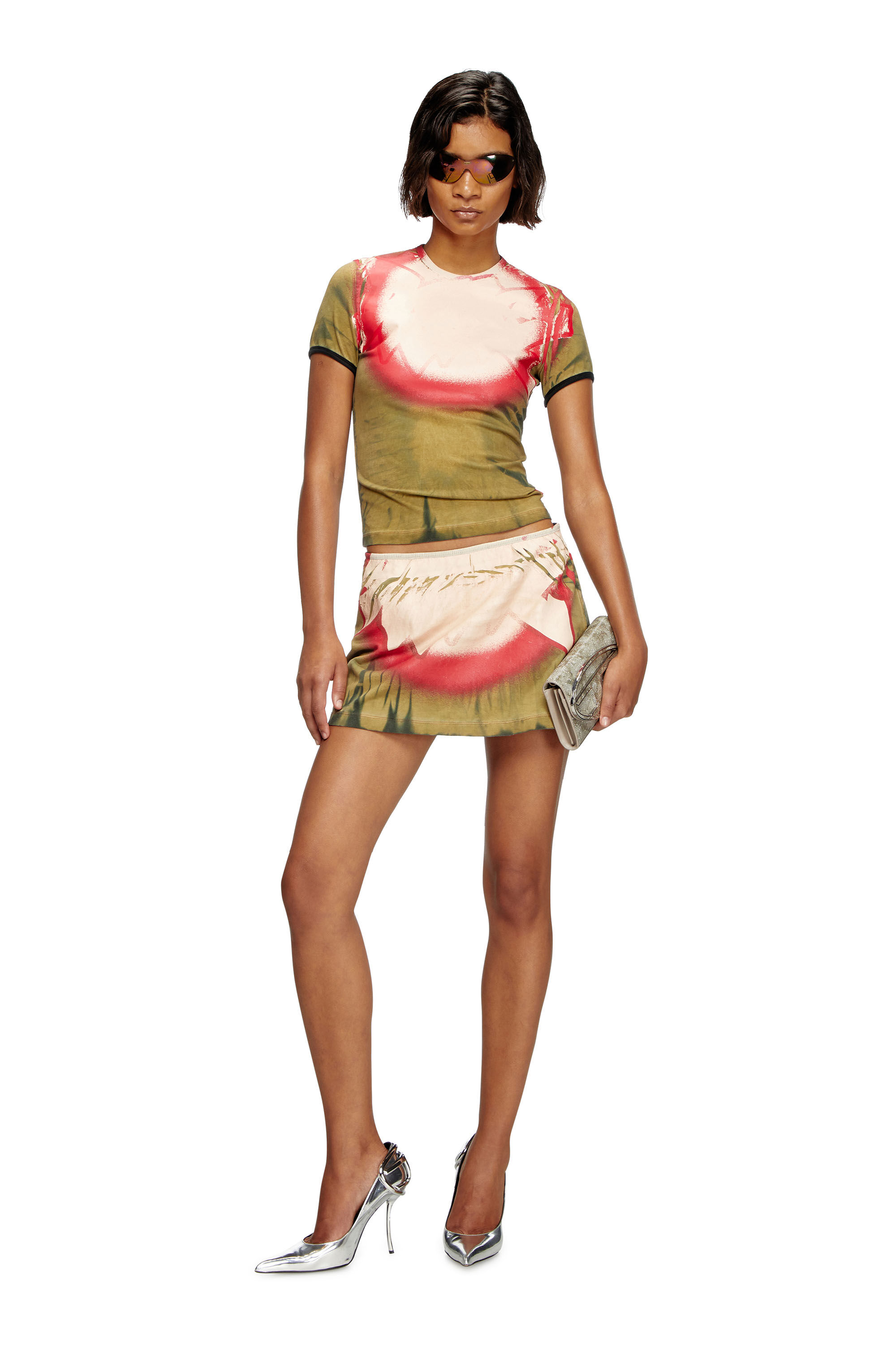 Diesel - T-UNCUTIE-LONG-Q1, Damen Batik-T-Shirt mit Scheinwerferlicht-Print in Armeegrün - 1