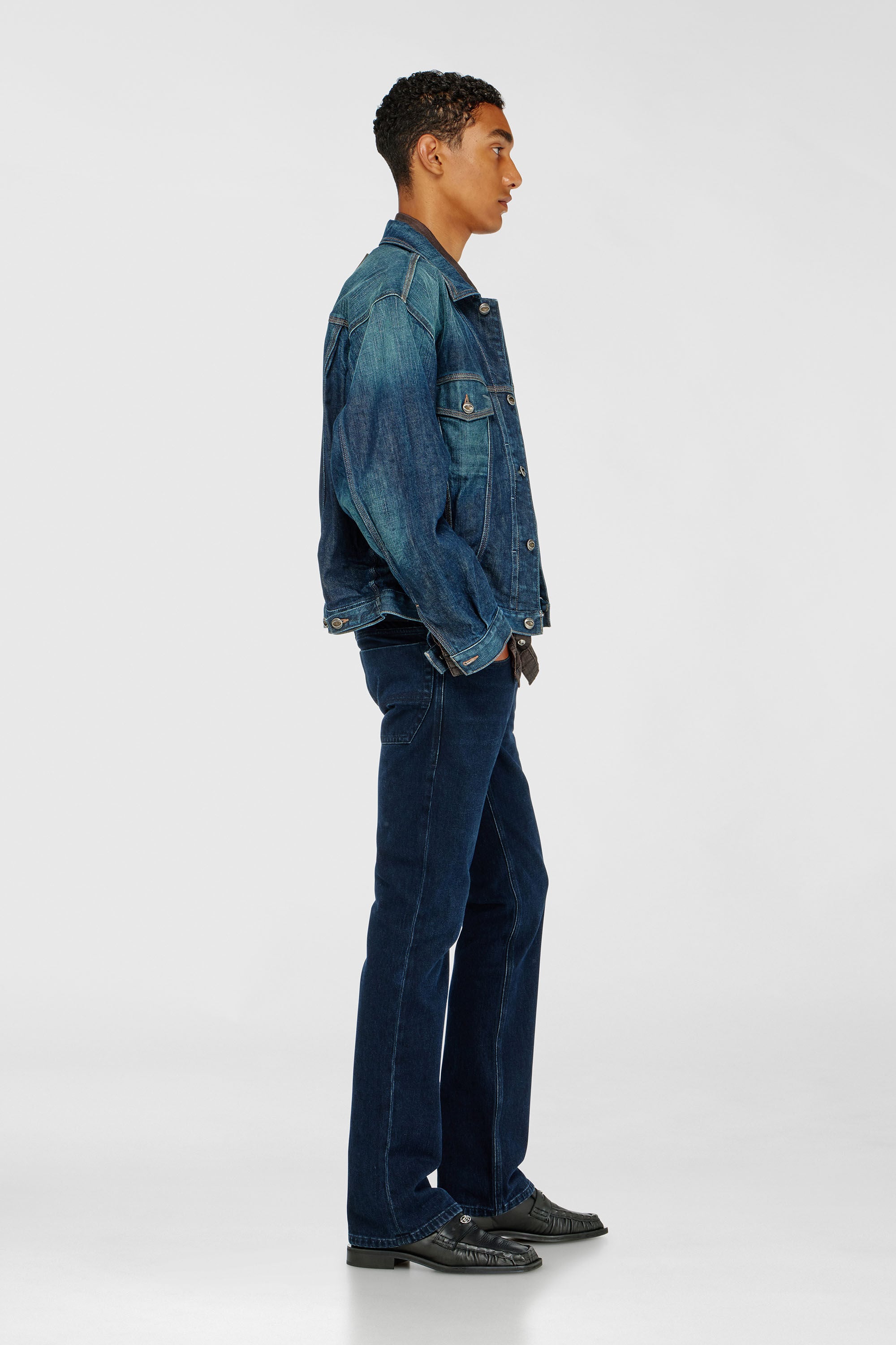 Diesel - Herren Bootcut Jeans 2007 Zatiny 0KBBJ, Dunkelblau - 2