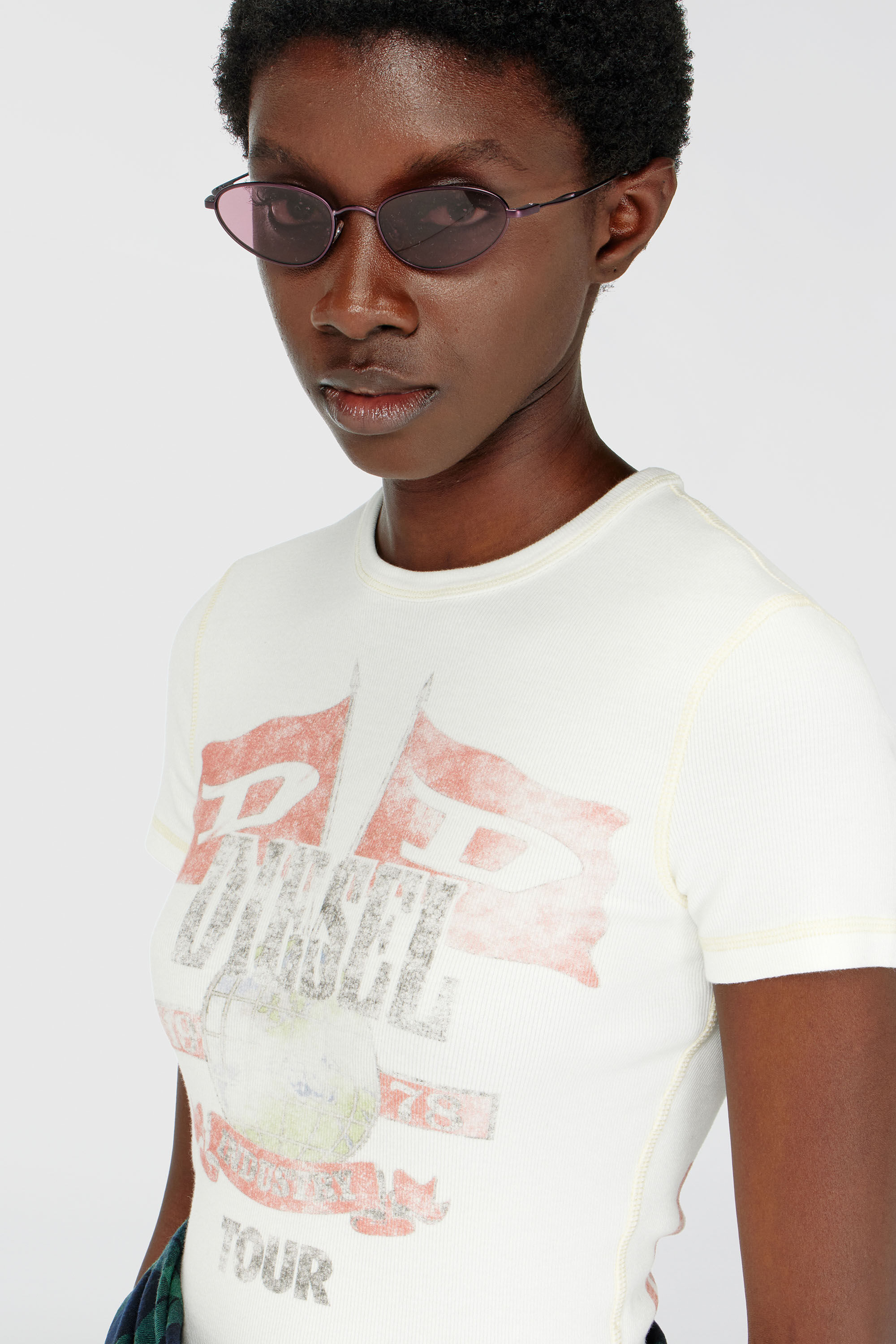 Diesel - T-MARSY-RIB, Damen Geripptes T-Shirt mit Konzertgrafiken in Wei&szlig; - 5
