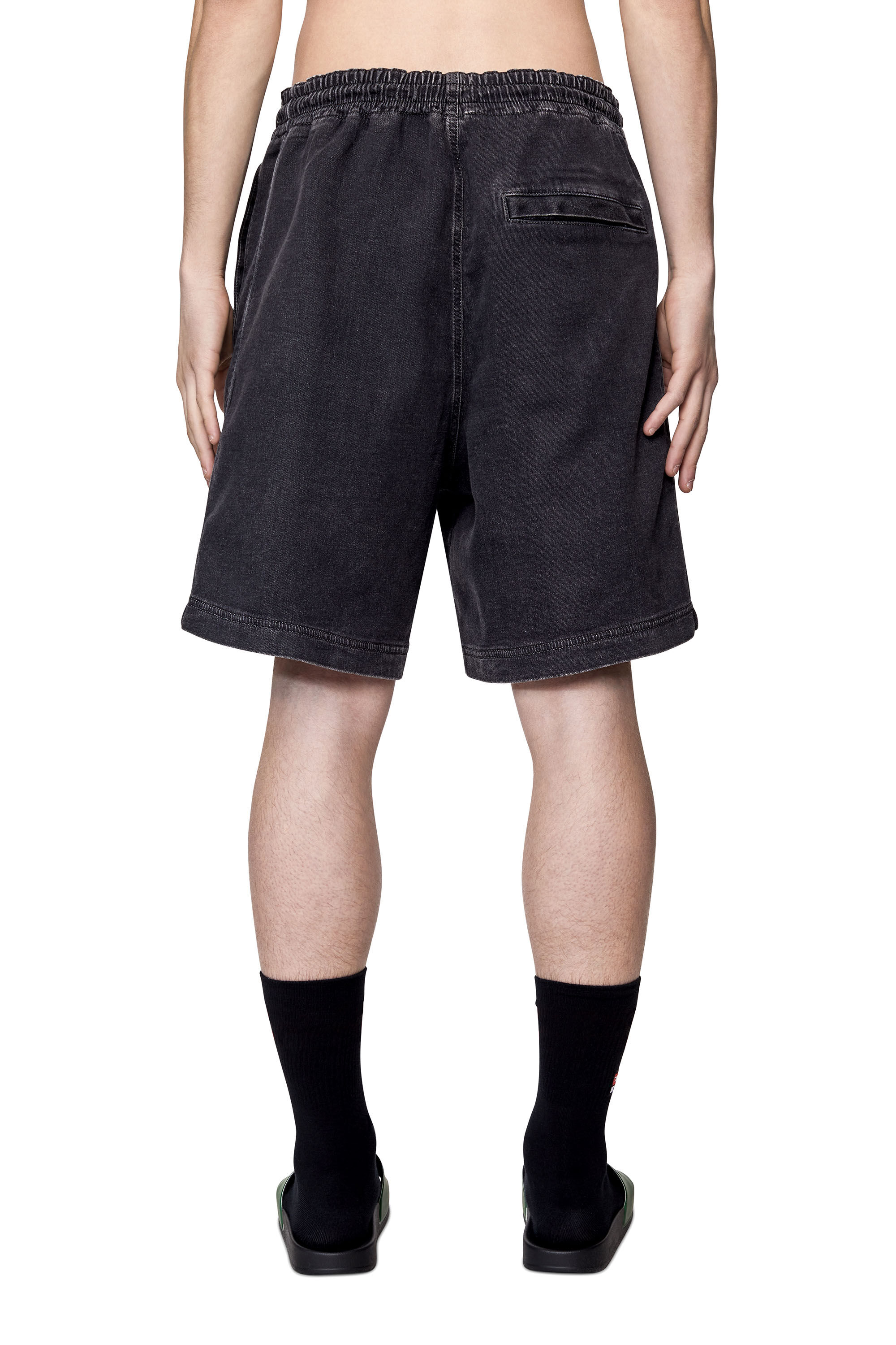 Diesel - D-BOXY TRACK DENIM SHORTS, Schwarz/Dunkelgrau - Image 4