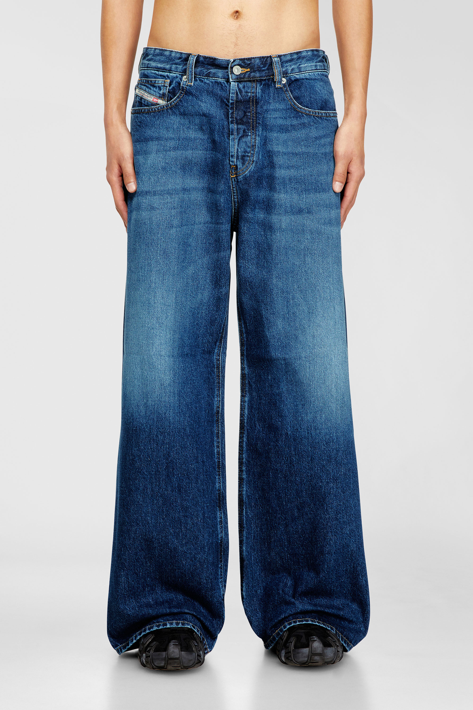 Diesel - Unisex Relaxed Jeans 1996 D-Sire 09I27, Dunkelblau - 6