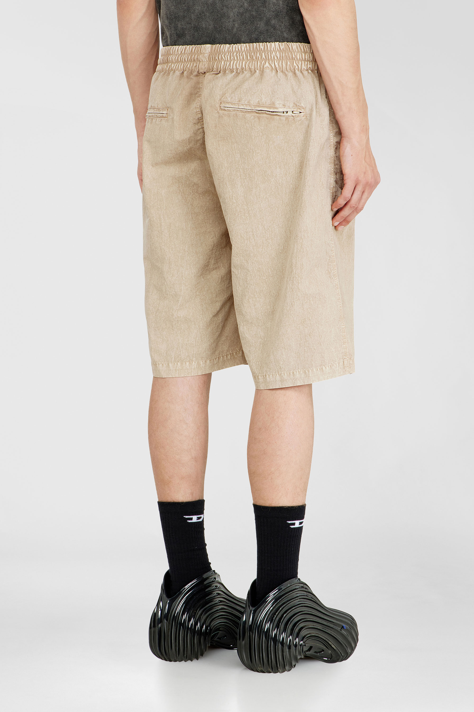 Diesel - P-THECK-SHORT-PLBH, Herren Behandelte Nylon-Shorts in Beige - 4