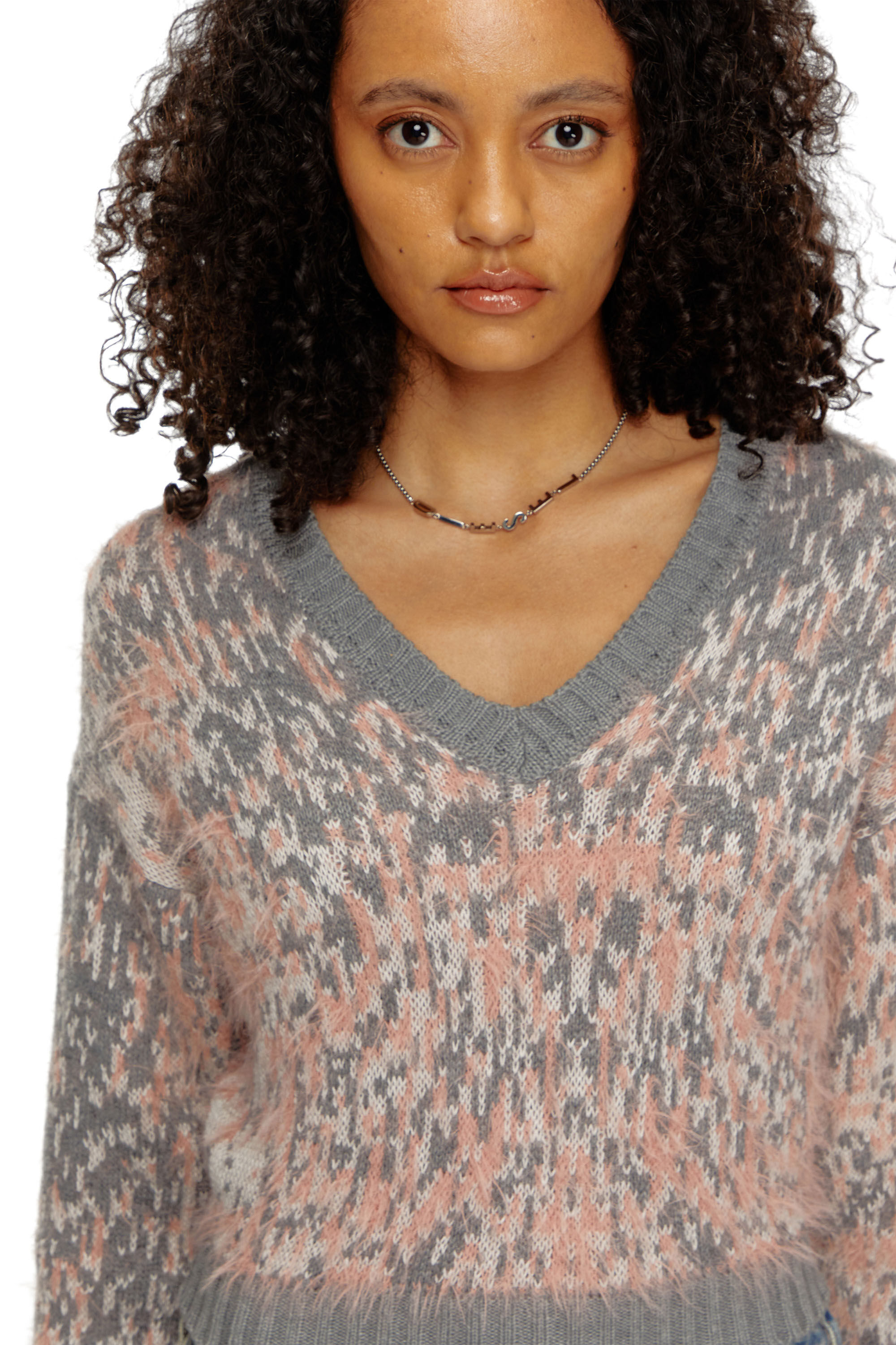 Diesel - M-RENZA, Damen Verkürzter Pullover mit Rain Camo-Motiv in Rosa/Grau - 5