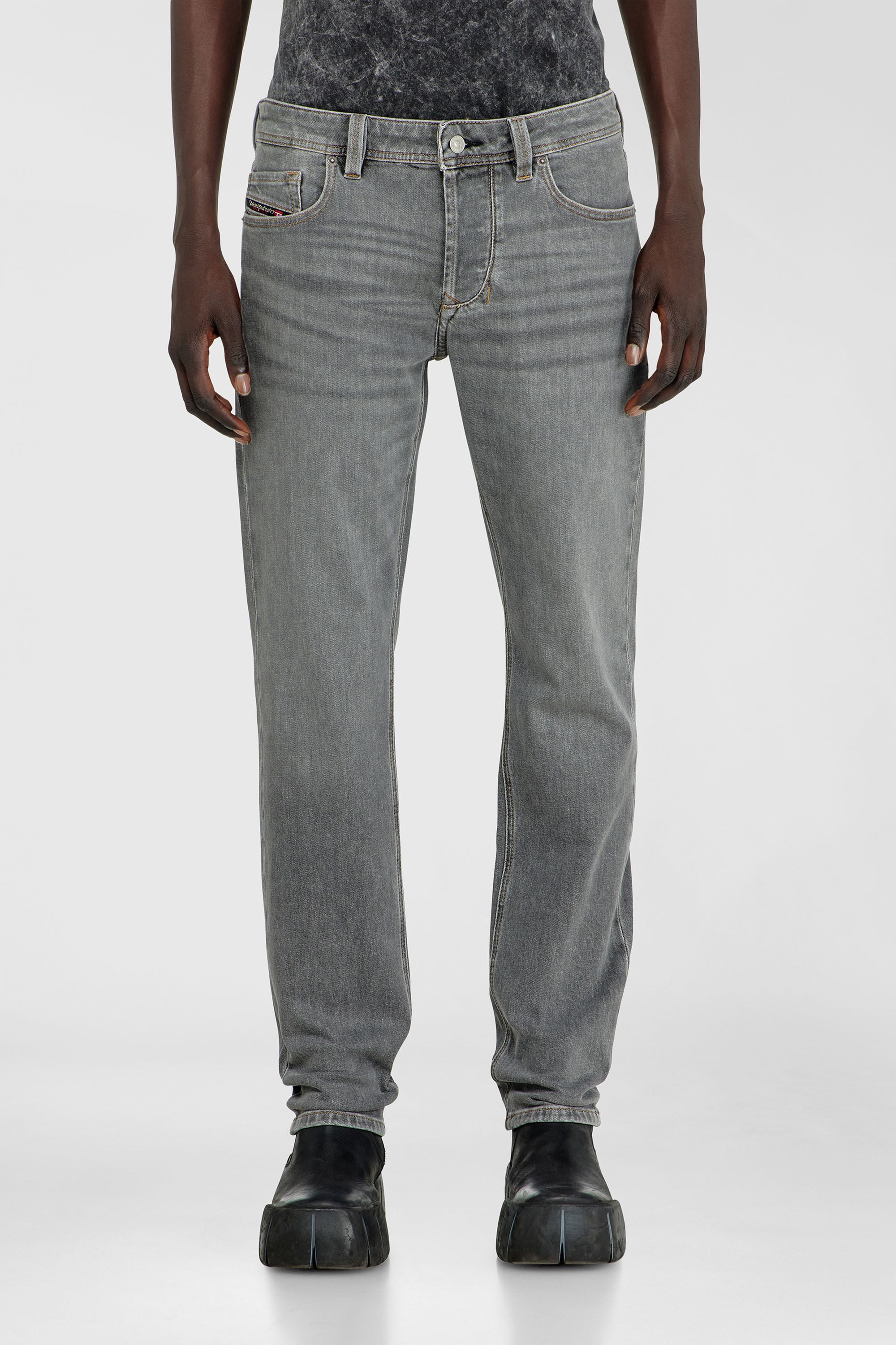 Diesel - Herren Regular Jeans 1986 Larkee-Beex 0KBBI, Grau - 4