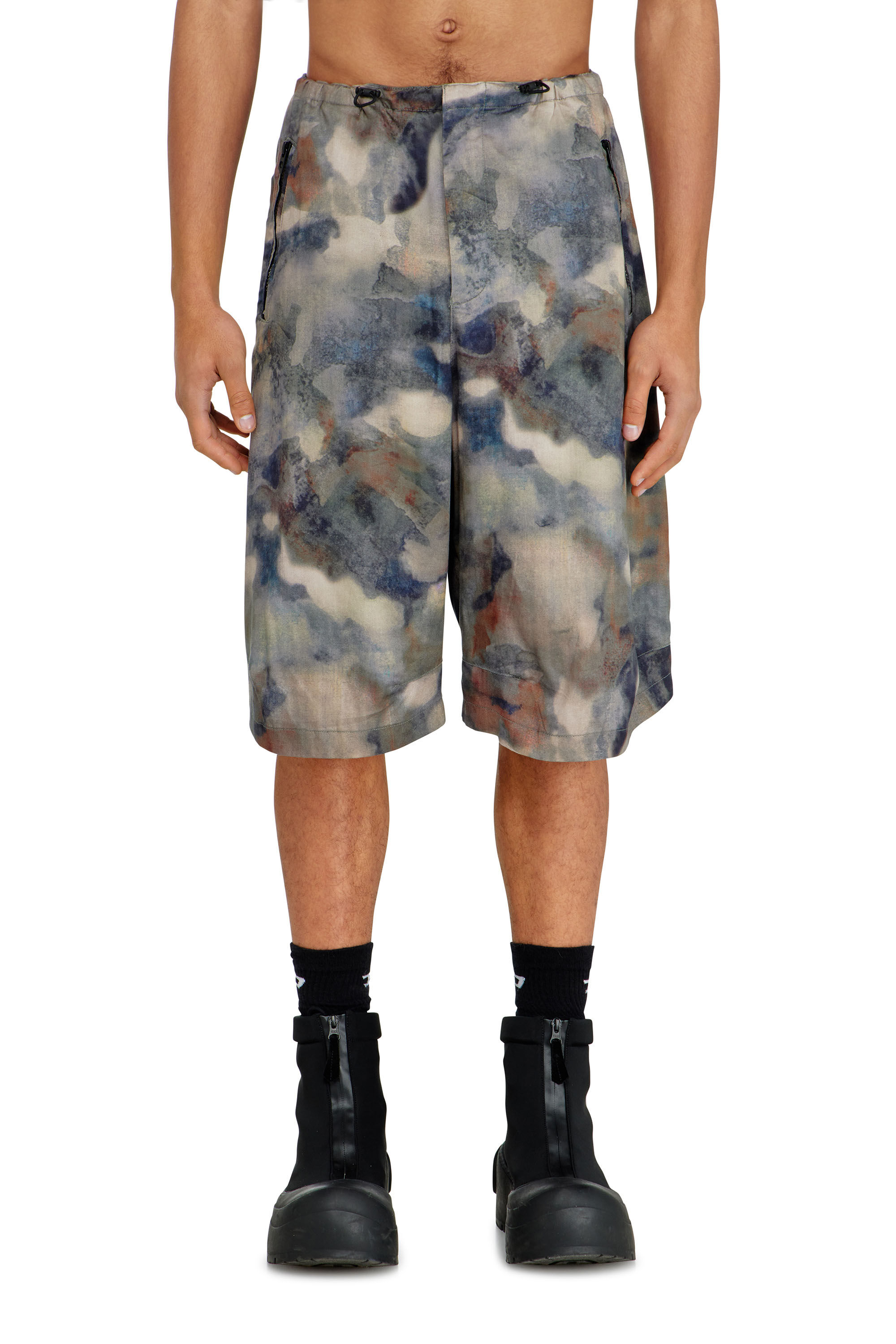 Diesel - P-STITCH-SHORT-TKBZ, Herren Flie&szlig;ende Bermudashorts mit durchg&auml;ngigem Camouflage-Print in Blau/Braun - 3