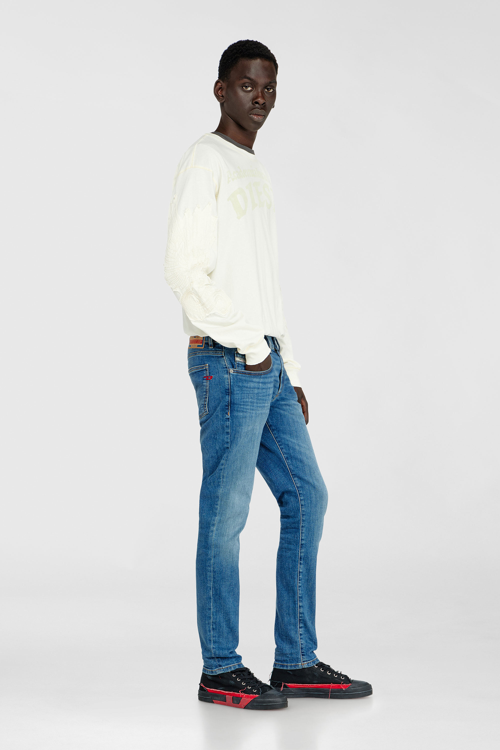 Diesel - Herren Slim Jeans 2019 D-Strukt 0KIAL, Hellblau - 2