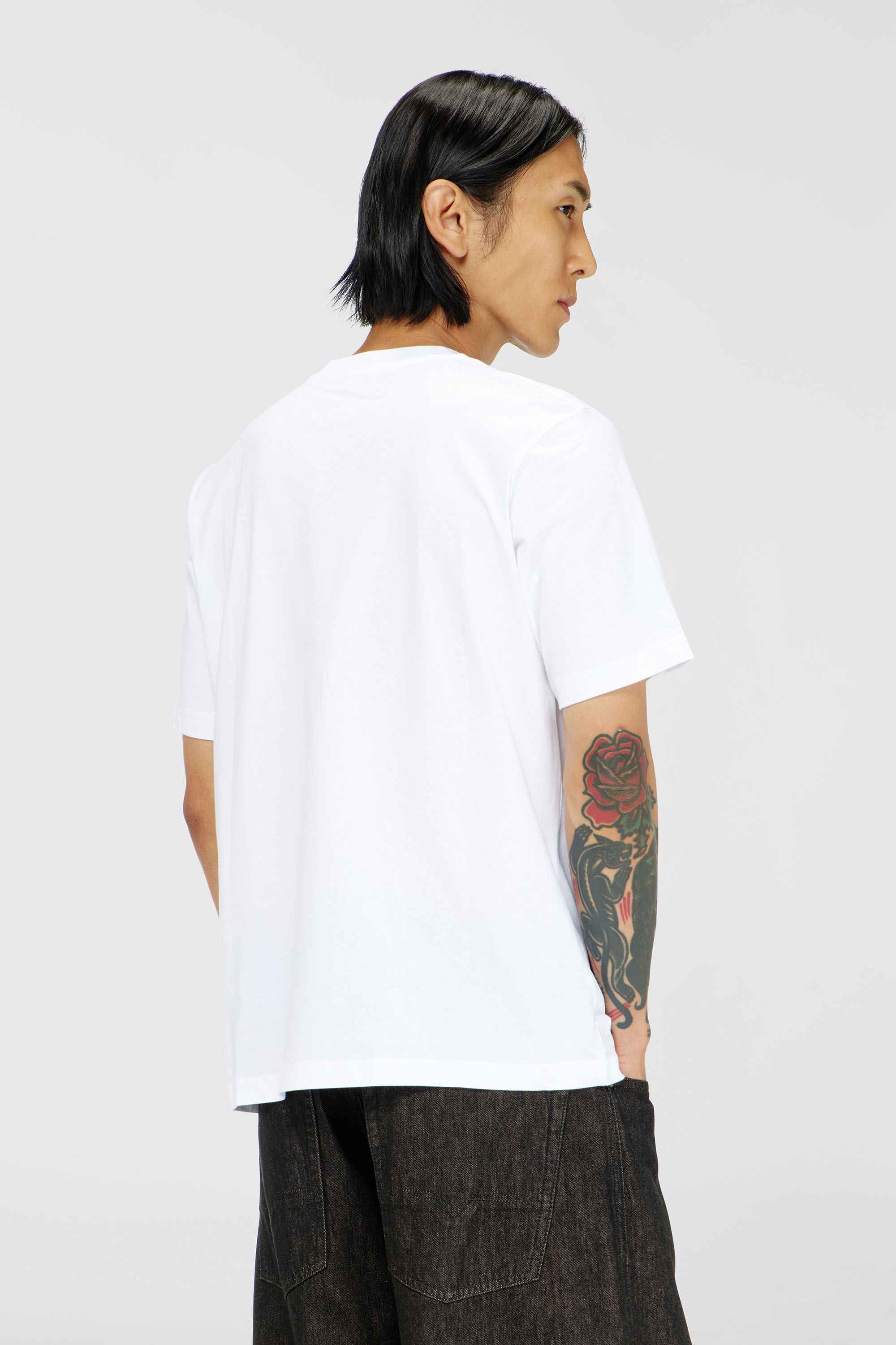 Diesel - T-JUST-OVA-T92, Herren T-Shirt aus Baumwolle mit tonalem Diesel-Logoprint in Wei&szlig; - 4