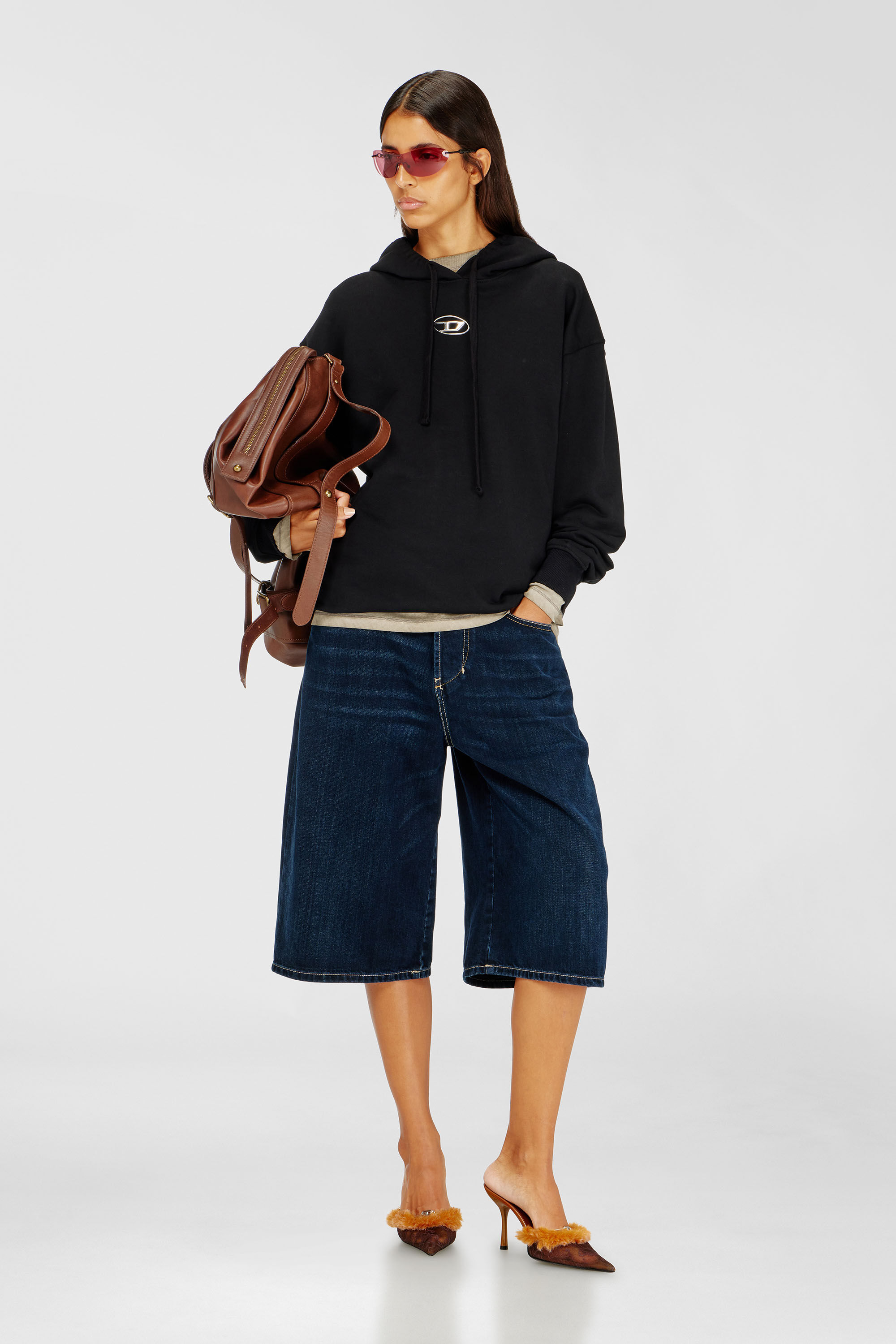 Diesel - F-BUXT-HOOD-OD, Damen Kapuzenpullover mit Oval D-Logo mit Metall-Effekt in Schwarz - 1