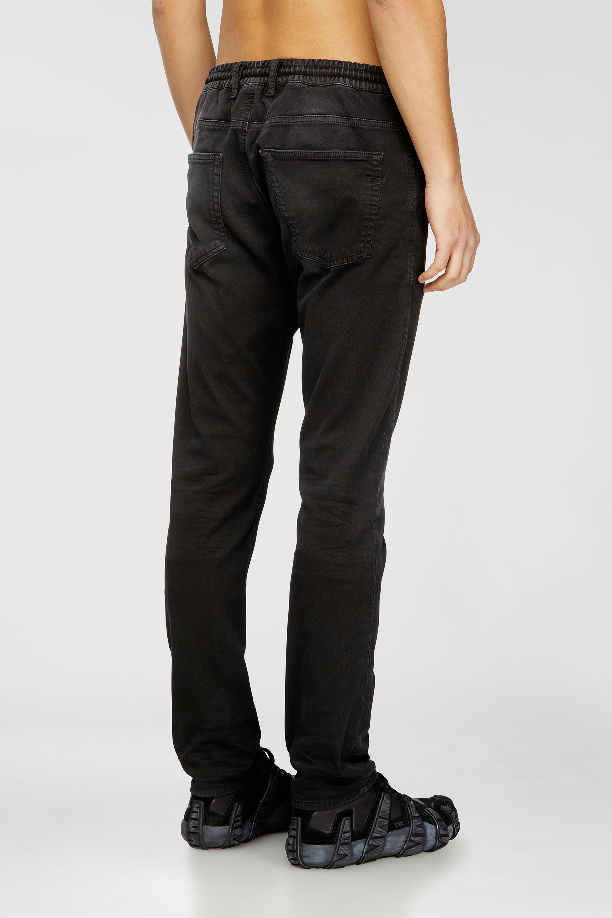 Diesel - Herren Regular 2032 D-Krooley Joggjeans&reg; 0670M, Schwarz - 3