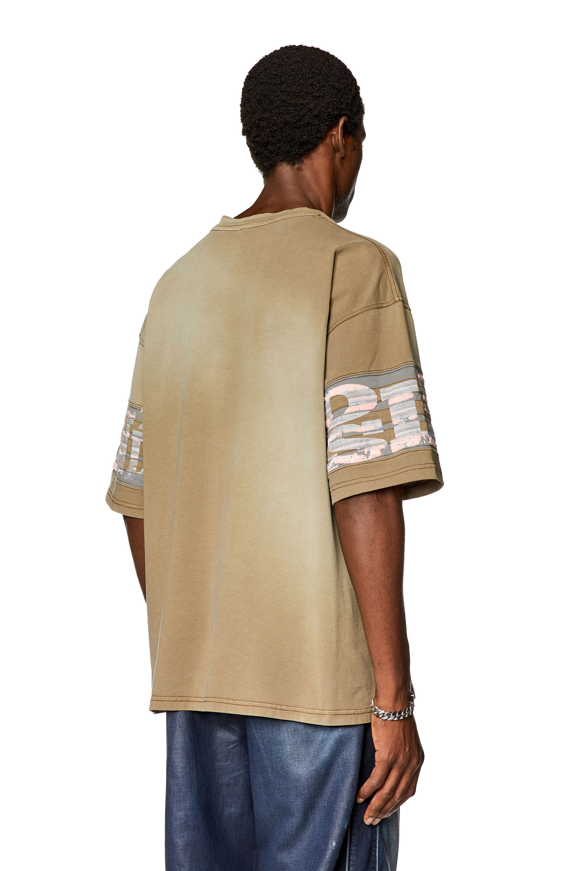 Diesel - T-BOST, Herren Ausgewaschenes T-Shirt mit aufgeflockten Prints in Hellbraun - 4