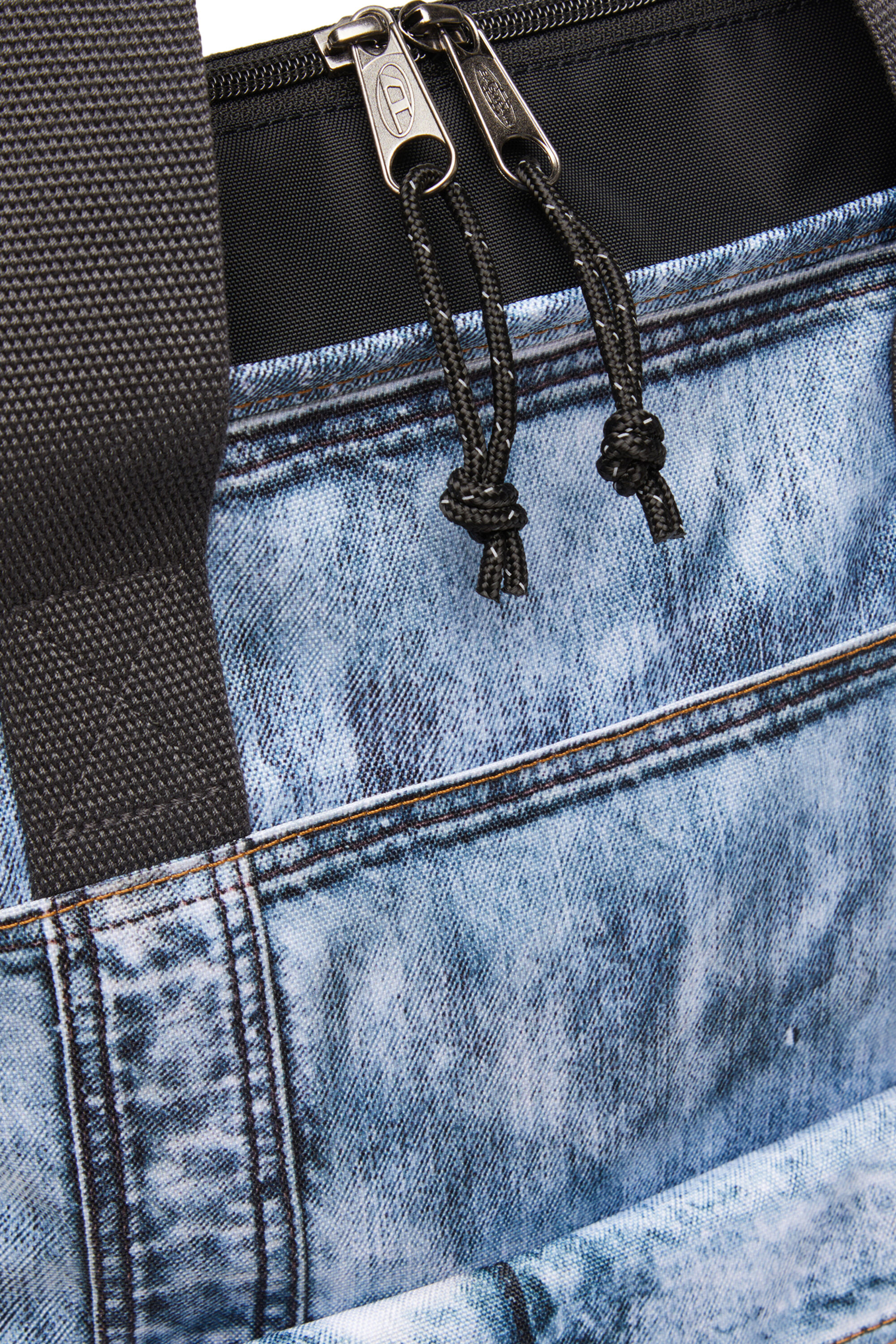 Diesel - DIESEL TOTE, Unisex Tragetasche aus Trompe l'œil-Denim in Blau - 6