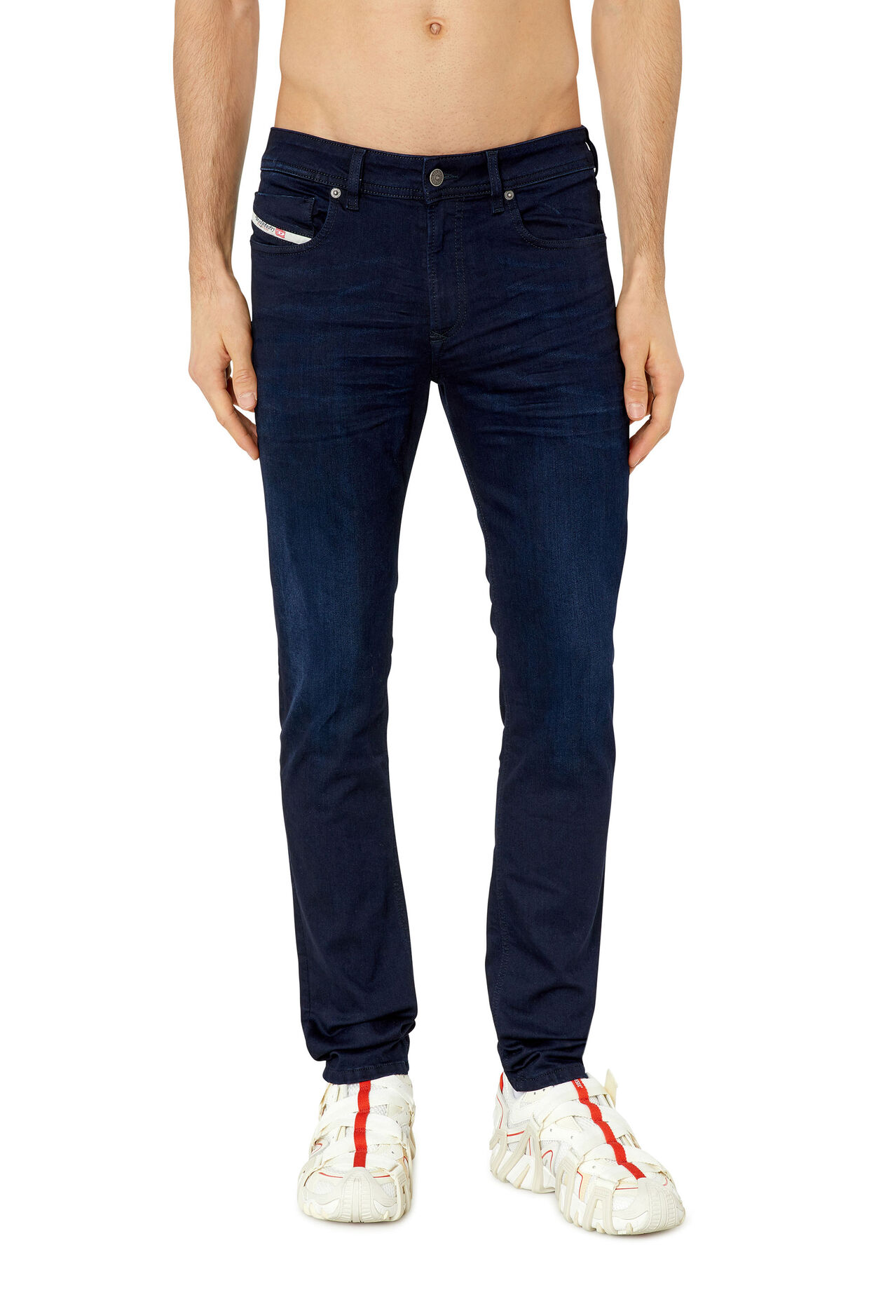 diesel.com | 1979 Sleenker E095x Skinny Jeans