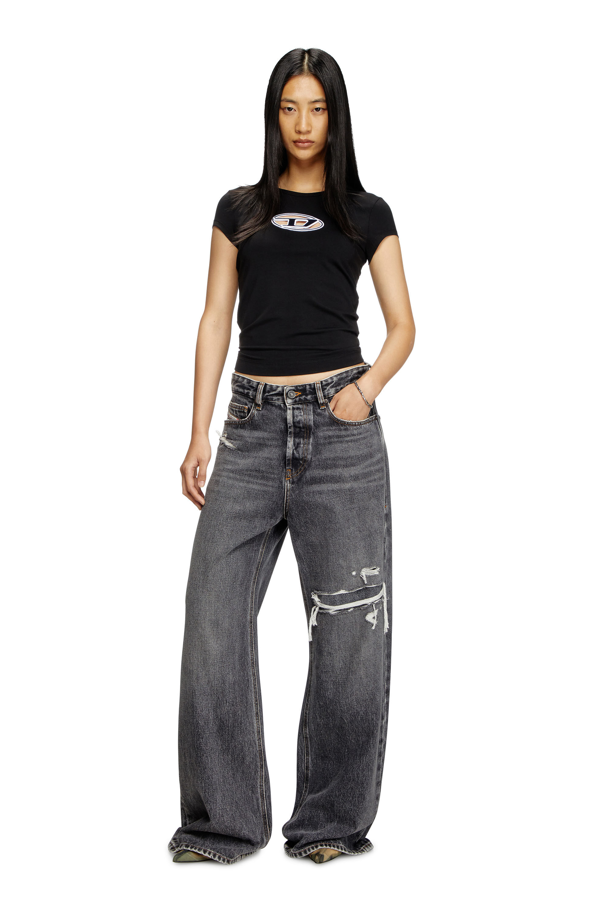 Diesel - T-ANGIE, Damen T-Shirt mit Cutout-Logo in Schwarz/Weiss - 1