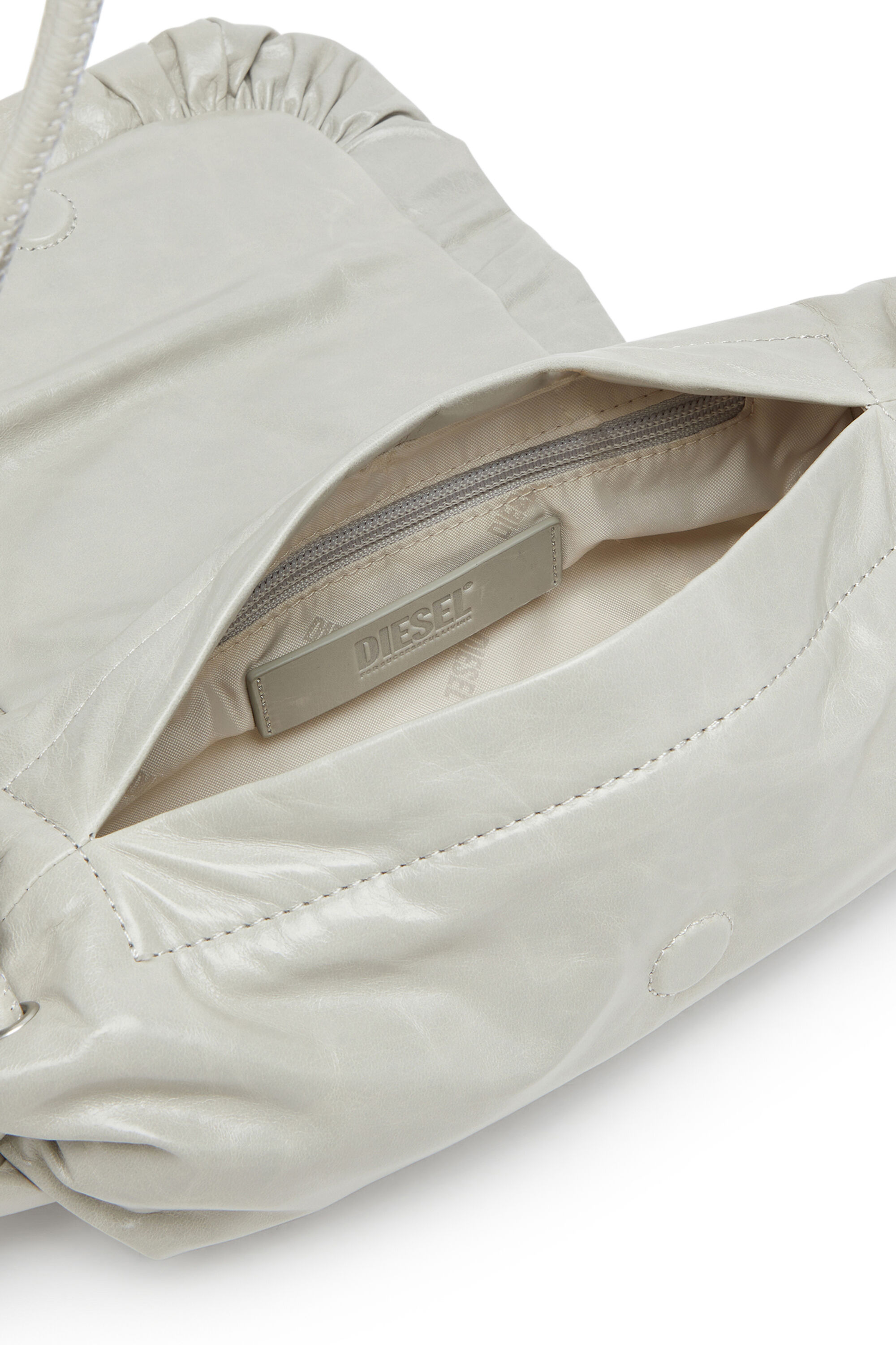 Diesel - SCRUNCH-D SHOULDER S, Damen Scrunch-D S-Schultertasche aus Knitter-Leder in Weiß - 3