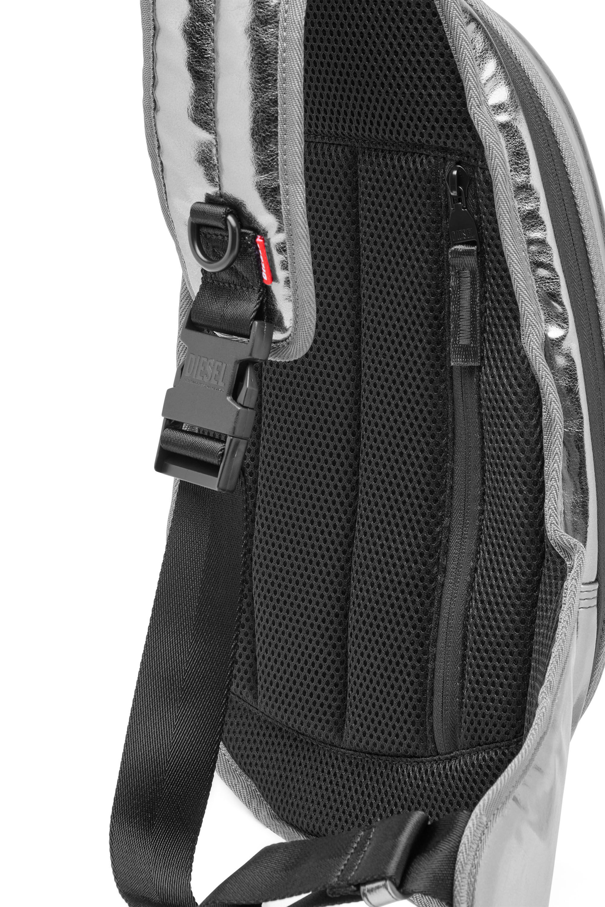 Diesel - 1DR-POD SLING BAG, Silber - Image 2