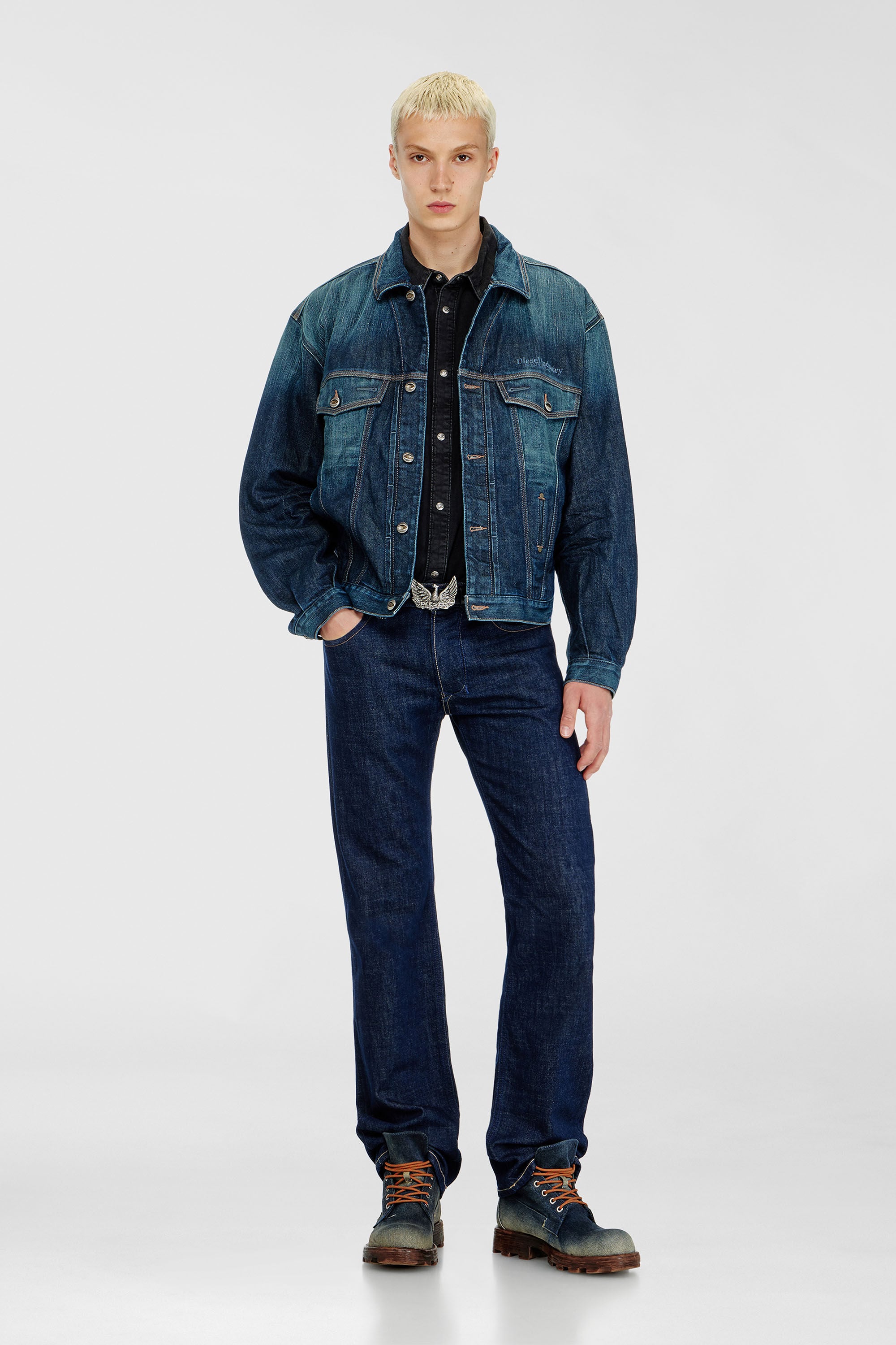 Diesel - D-DENVER-CL, Unisex Trucker-Jacke aus selvedge denim in Mittelblau - 1
