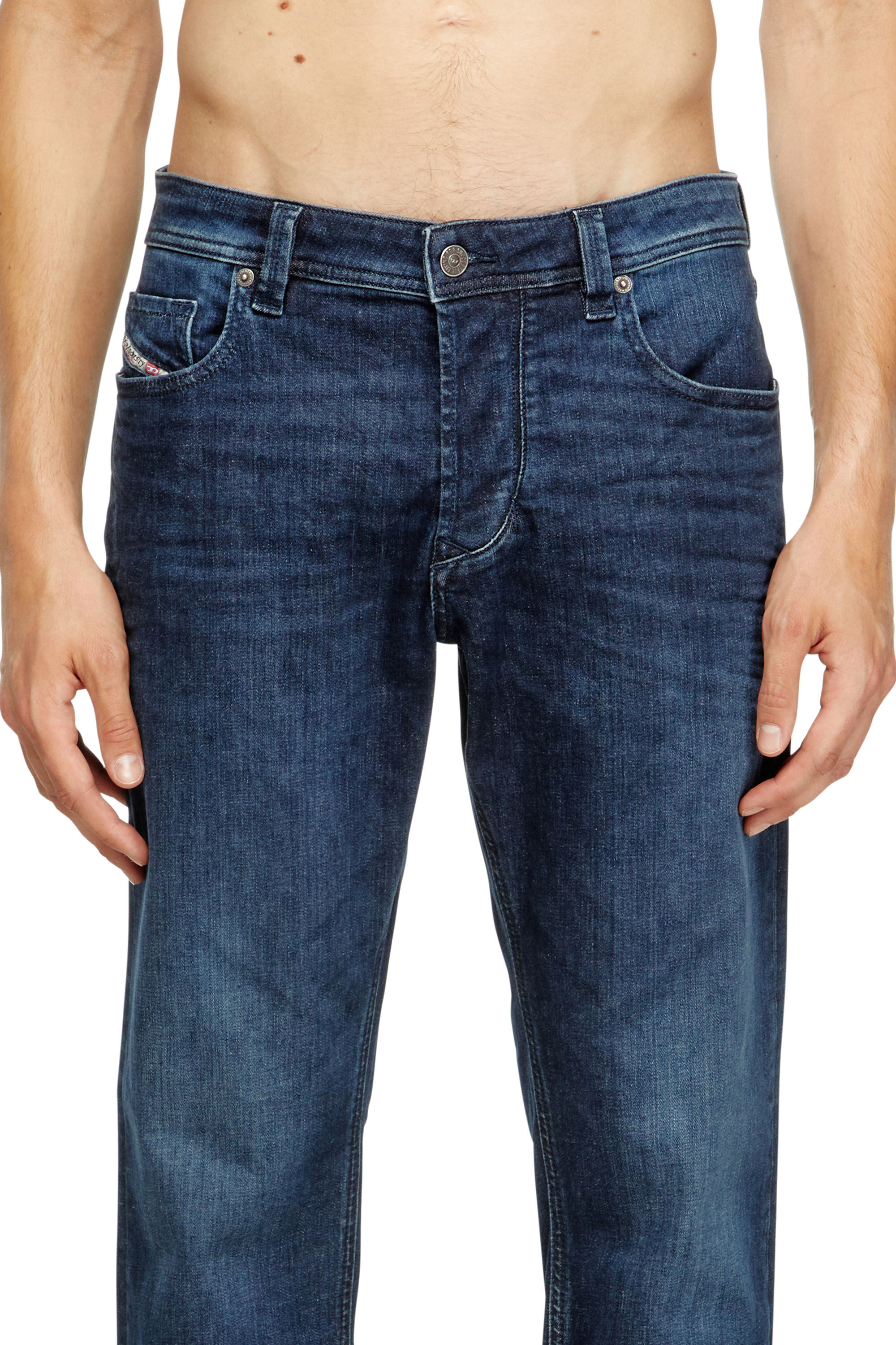 Diesel - Herren Regular Jeans 1986 Larkee-Beex 0CNAA, Dunkelblau - 5