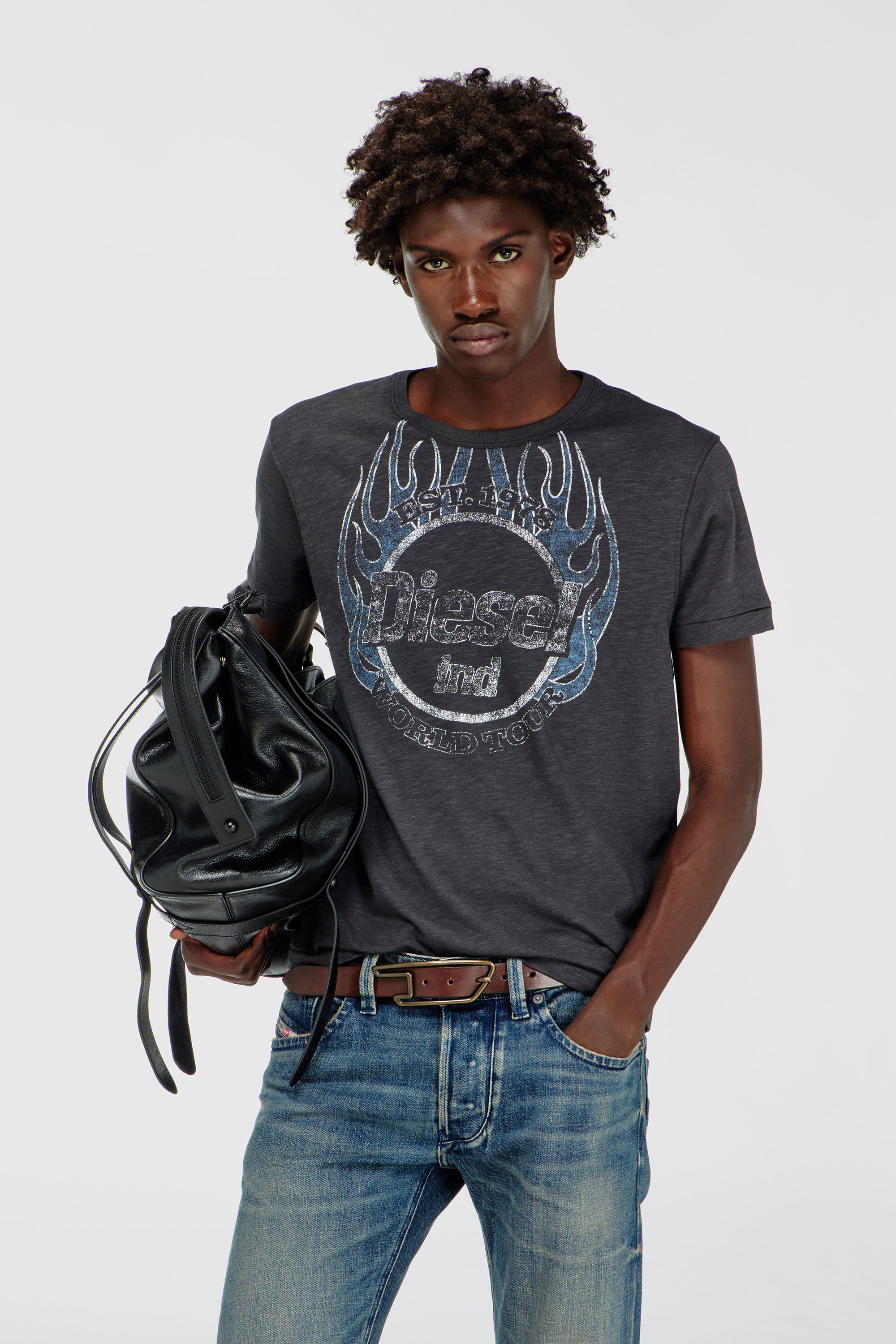 Diesel - T-NOTS, Herren T-Shirt aus Slub-Jersey mit Crack-Print in Dunkelgrau - 3