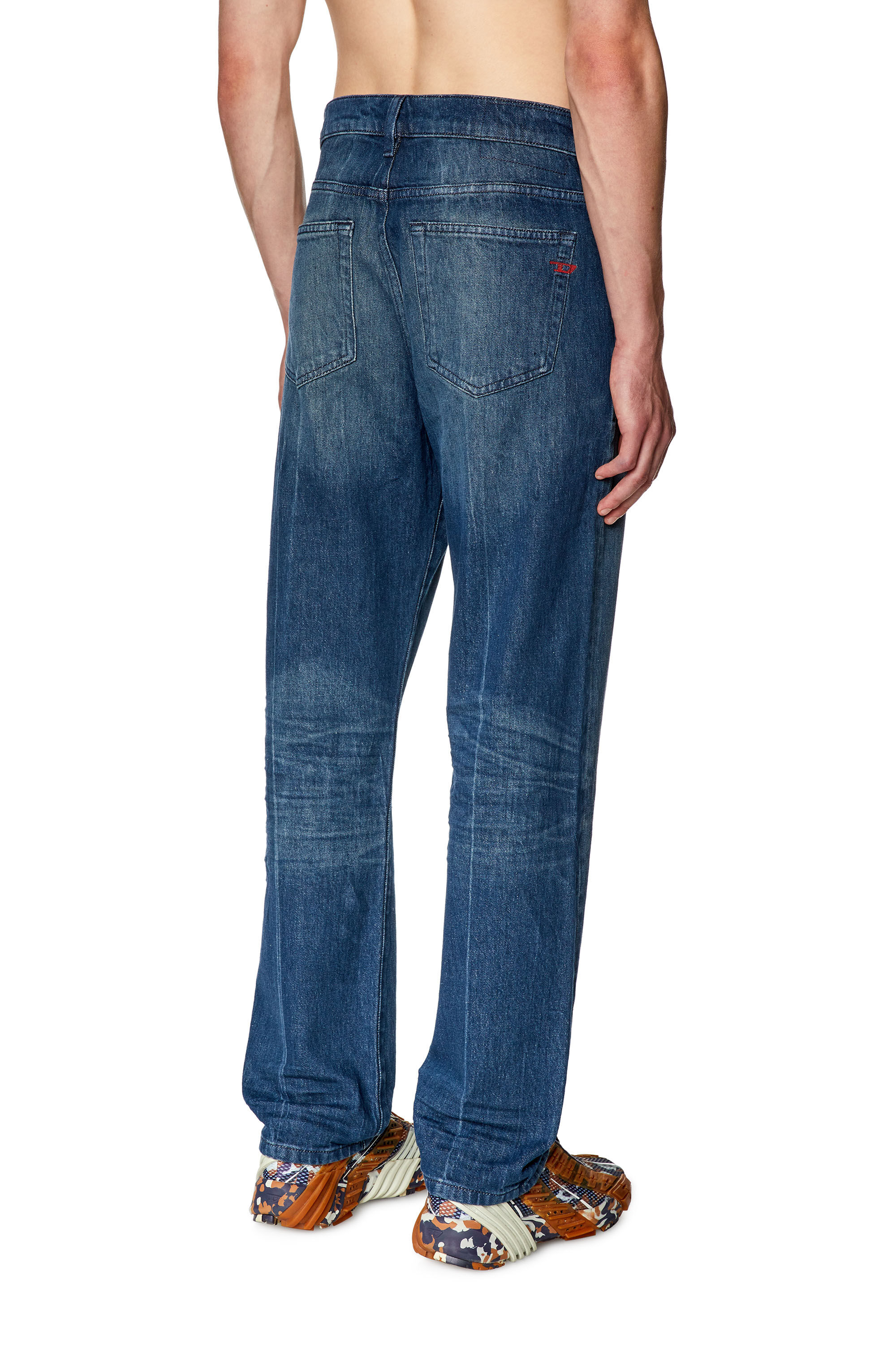 Diesel - Straight Jeans 2020 D-Viker 0ENAM, Mittelblau - Image 4