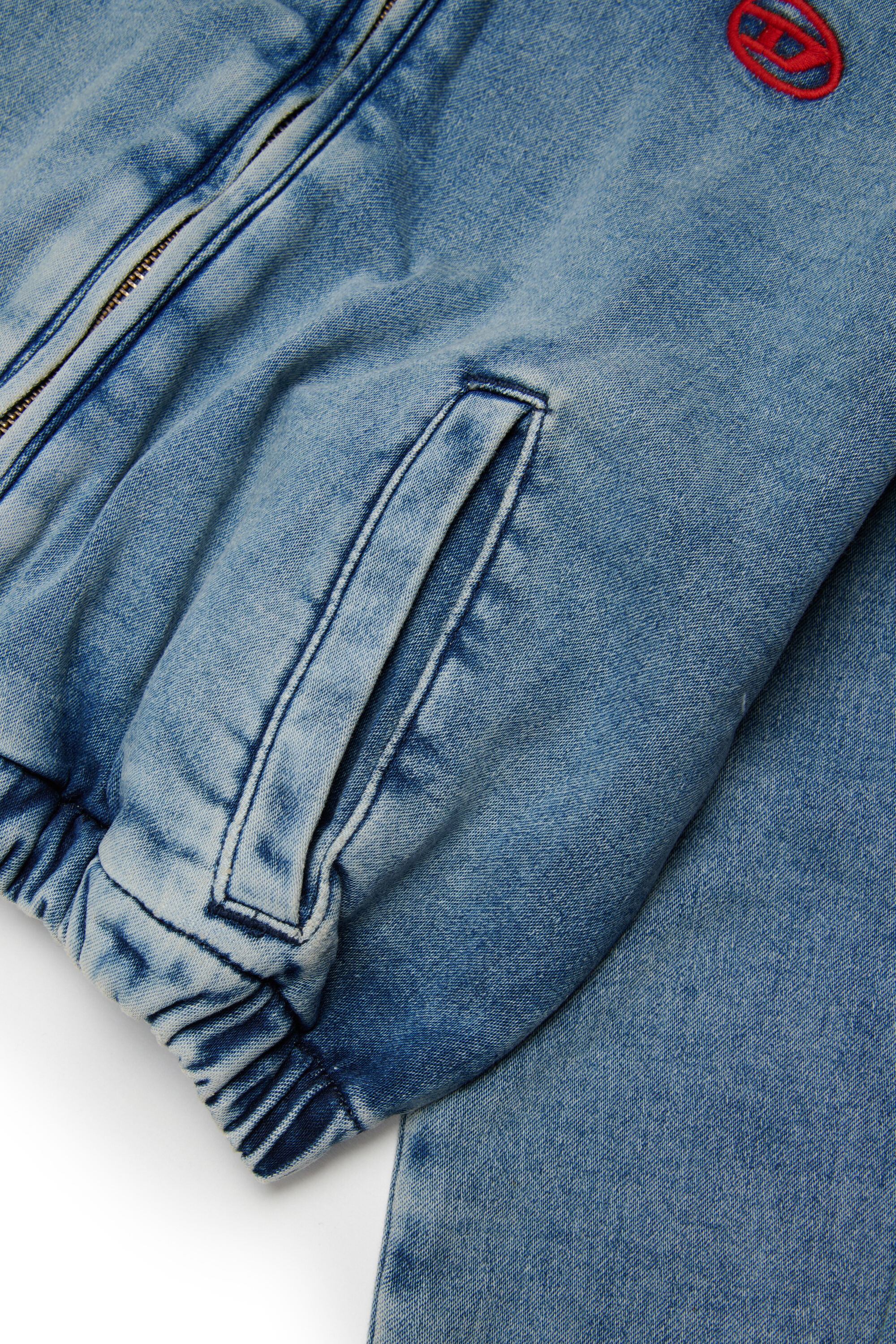 JAXY JJJ, Mittelblau