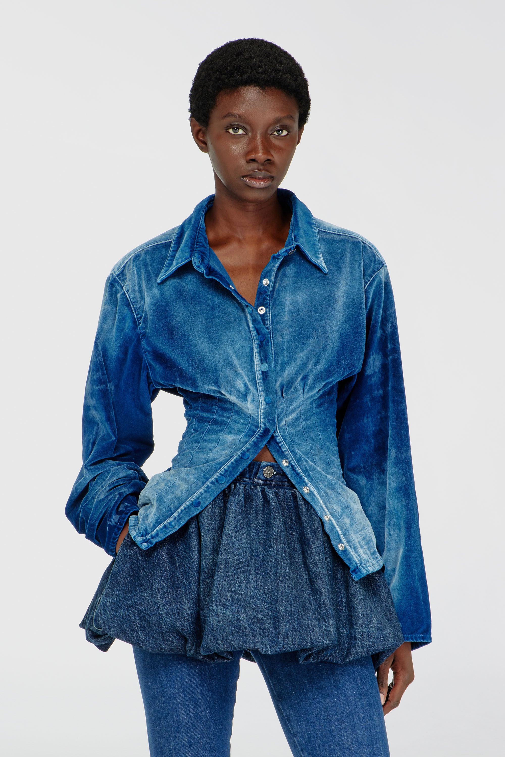 Diesel - DE-SINDI-FSJ, Damen Hemd aus Samt-Denim in Dunkelblau - 3