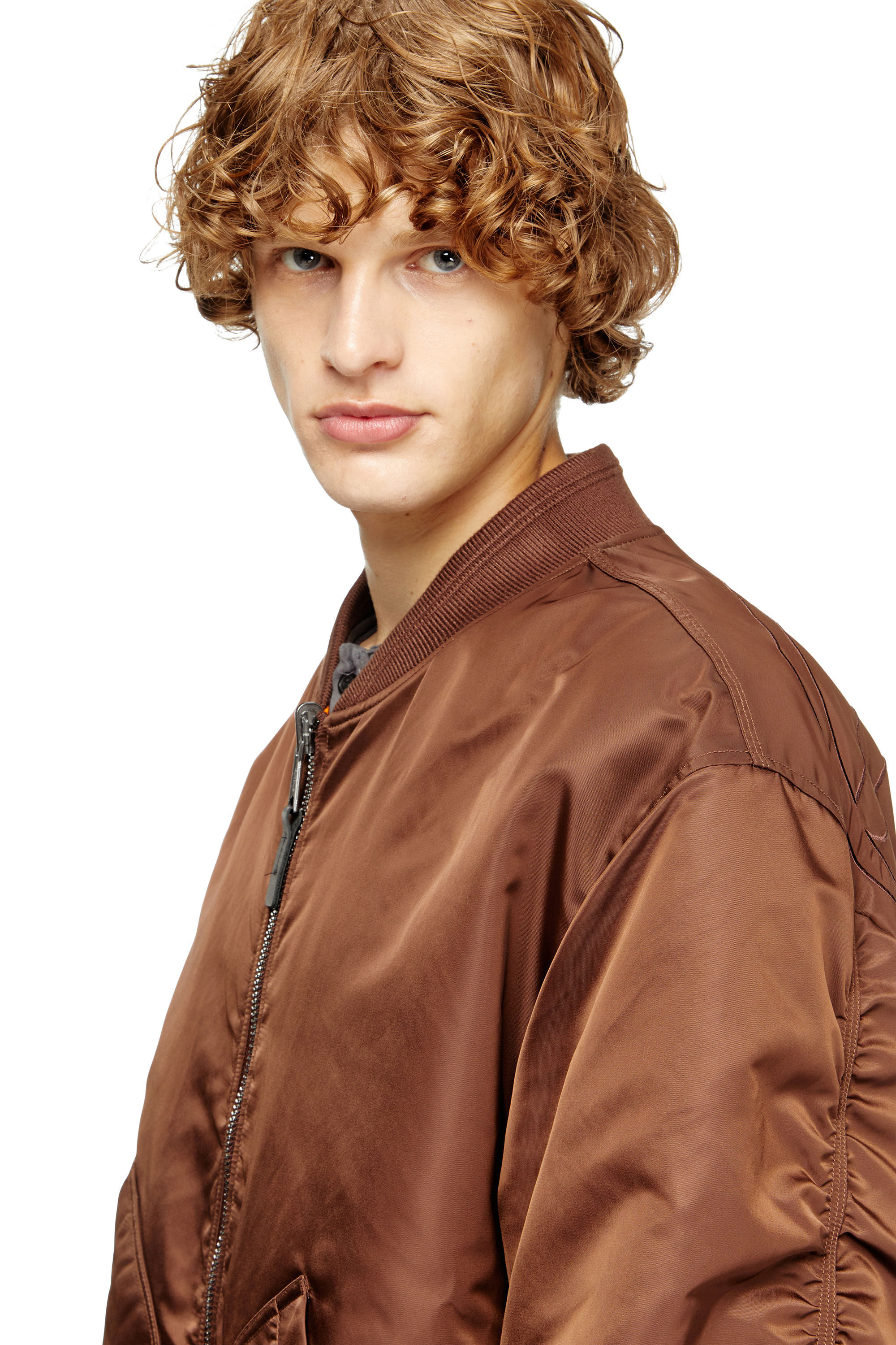 Diesel - J-HELD, Herren Bomberjacke aus gefüttertem Nylon mit Oval D in Braun - 5
