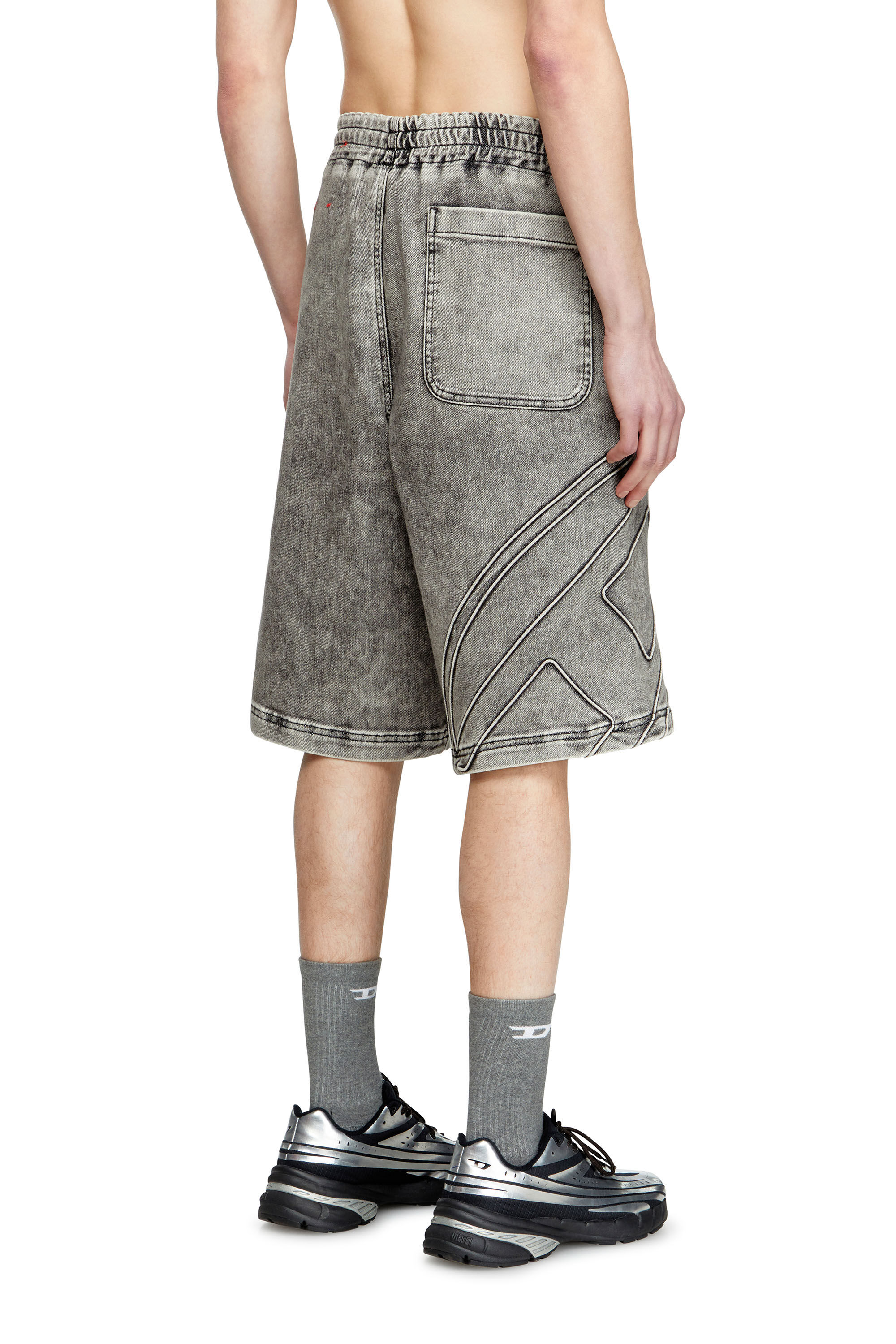 Diesel - D-ENNY-S TRACK, Unisex Bermudas aus Track Denim mit Oval D in Grau - 4