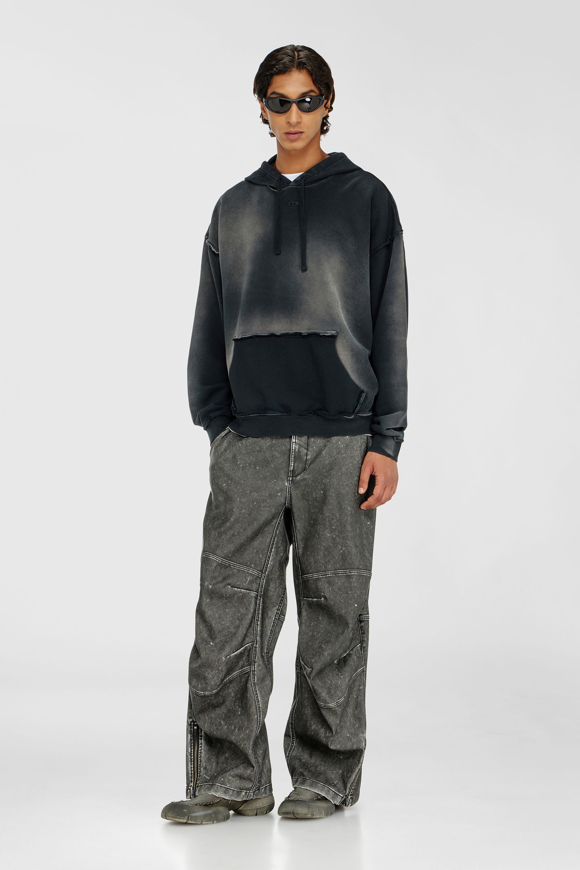 Diesel - S-POCK-HOOD, Herren Verblasster Baumwoll-Hoodie mit ausgefransten Details in Schwarz/Grau - 1