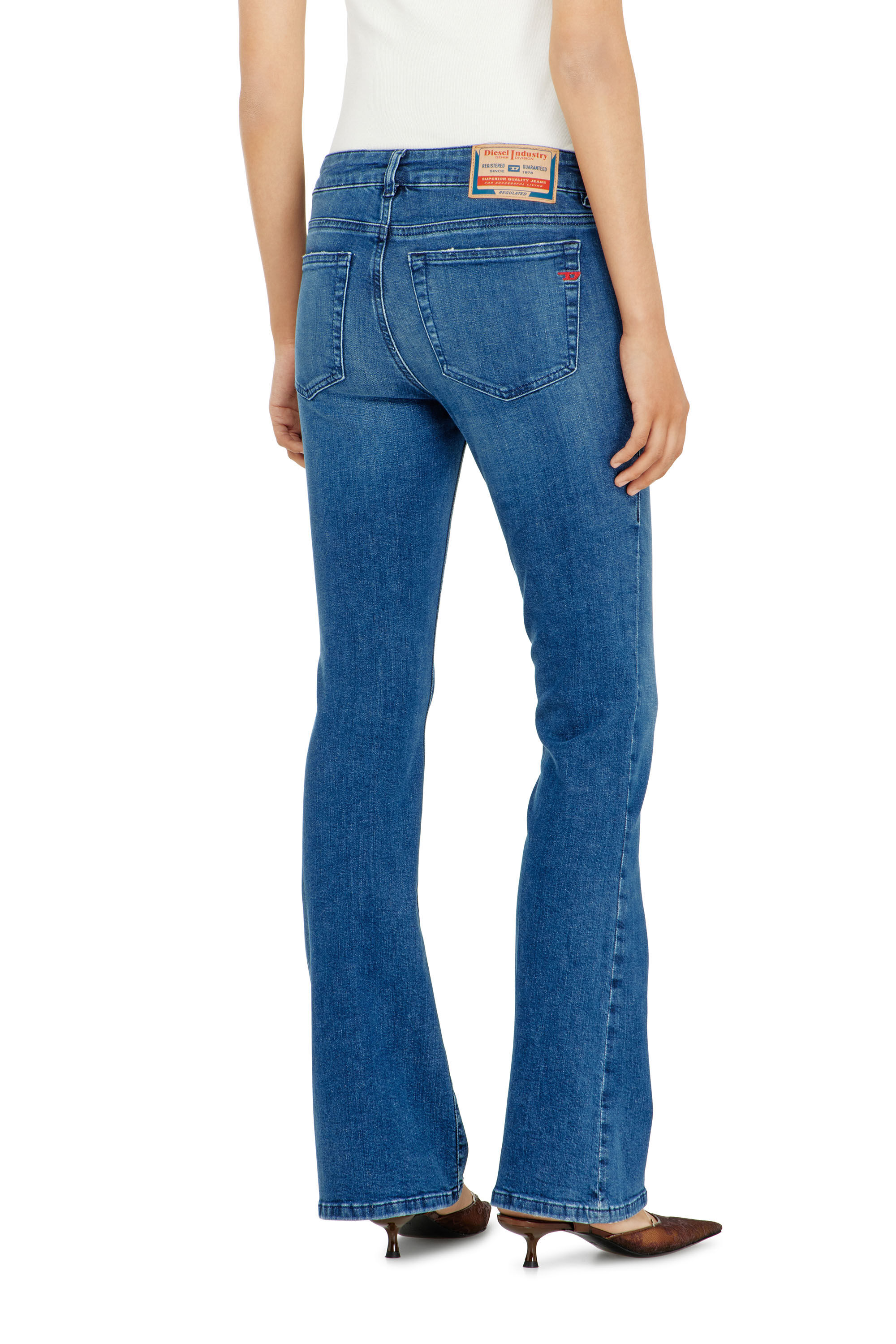 Diesel - Damen Bootcut Jeans 1969 D-Ebbey 0ADBB, Mittelblau - 5