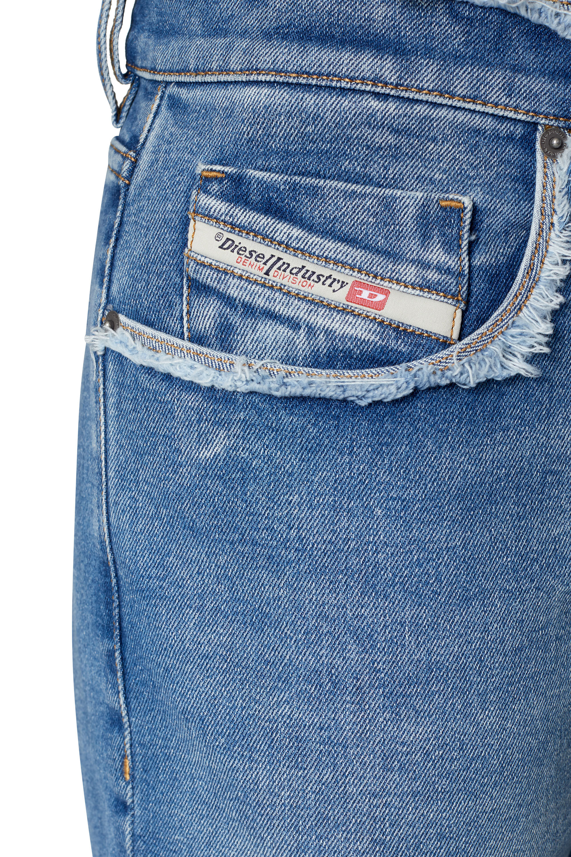 Diesel - 2019 D-Strukt 09E19 Slim Jeans, Mittelblau - Image 5